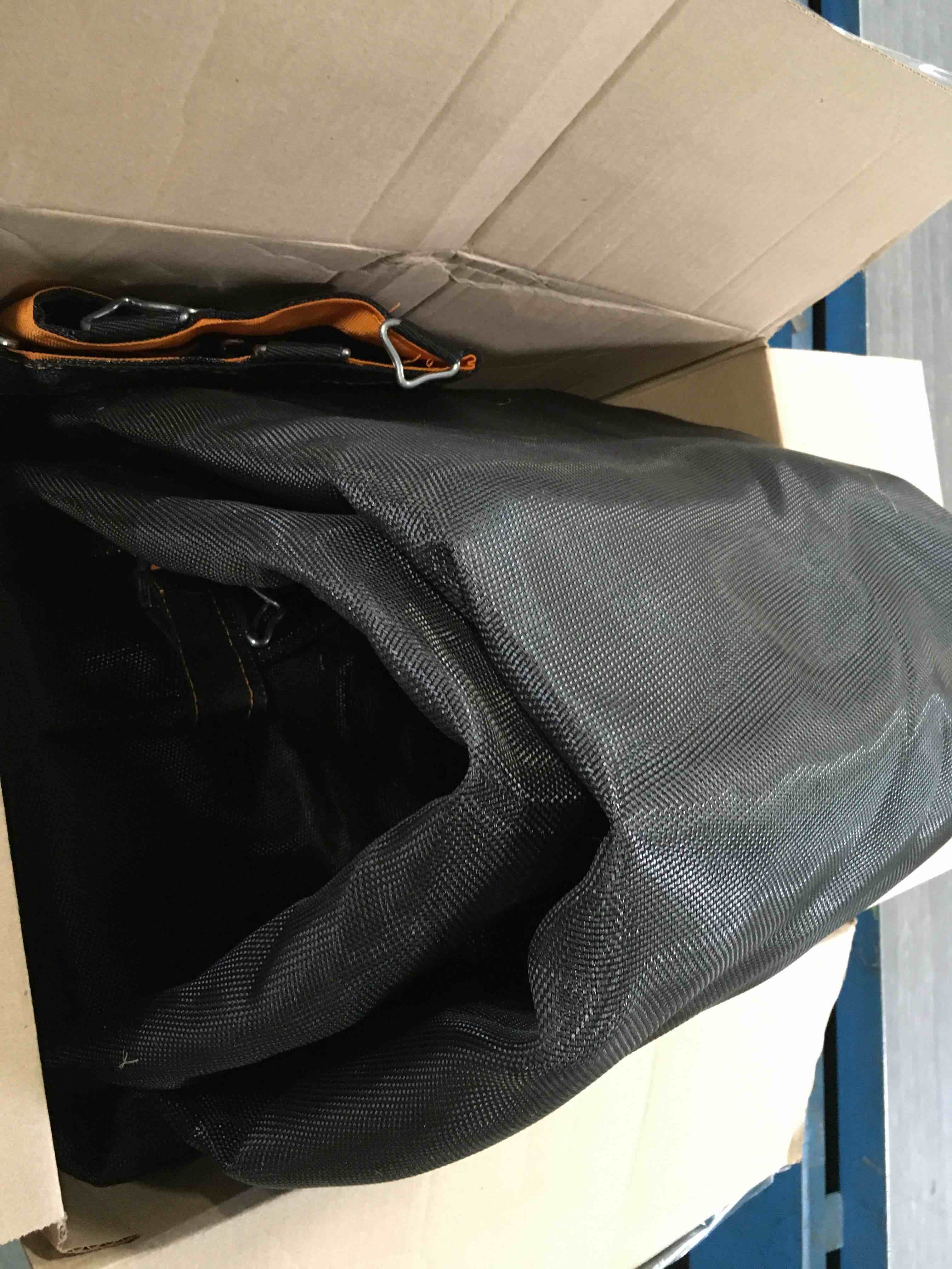 https://s3.amazonaws.com/lotting-images-prod/bidfta/TEA0127553_1723571364284.jpeg