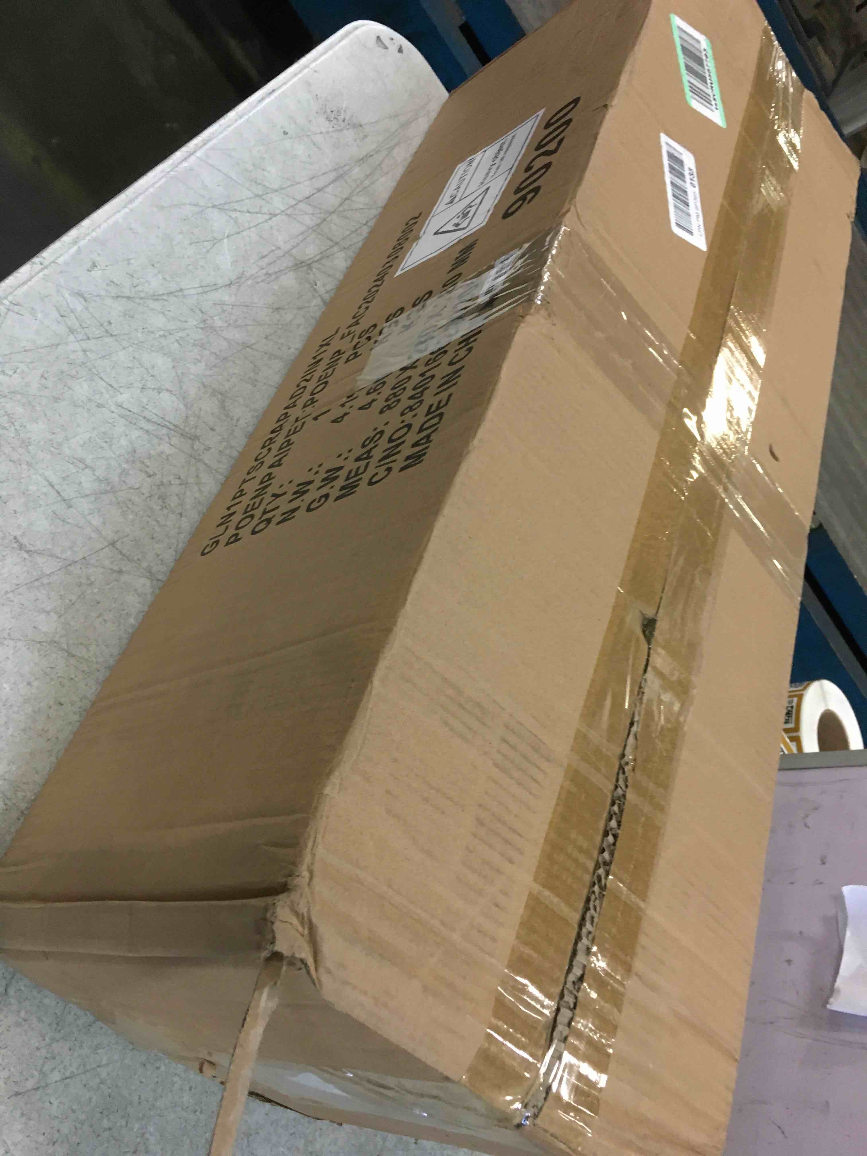 https://s3.amazonaws.com/lotting-images-prod/bidfta/TEA0127865_1723470291361.jpeg