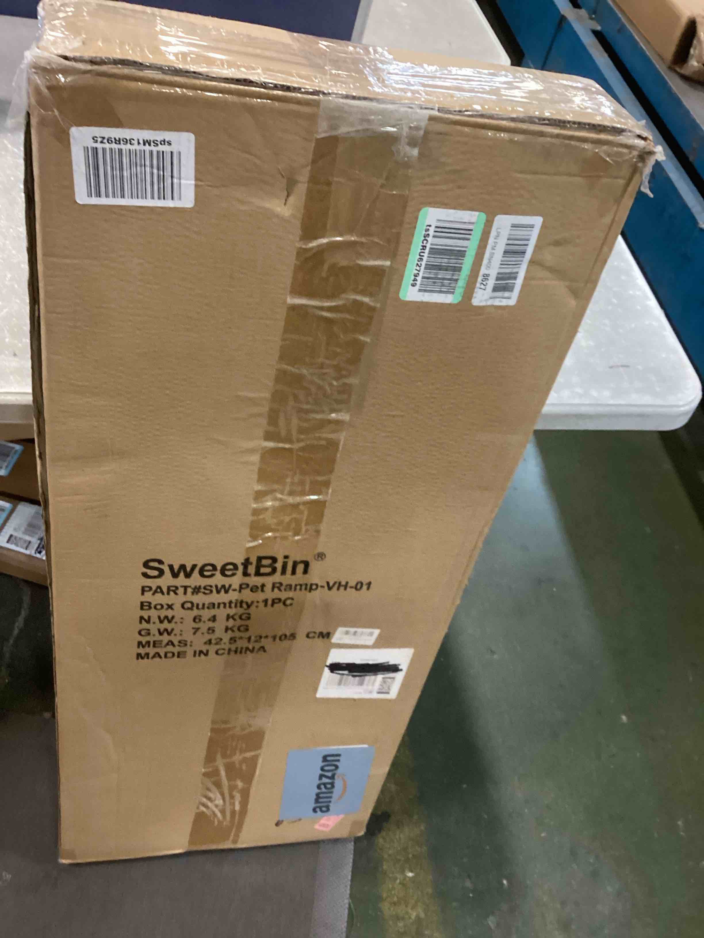 https://s3.amazonaws.com/lotting-images-prod/bidfta/TEA0129173_1723646132186.jpeg