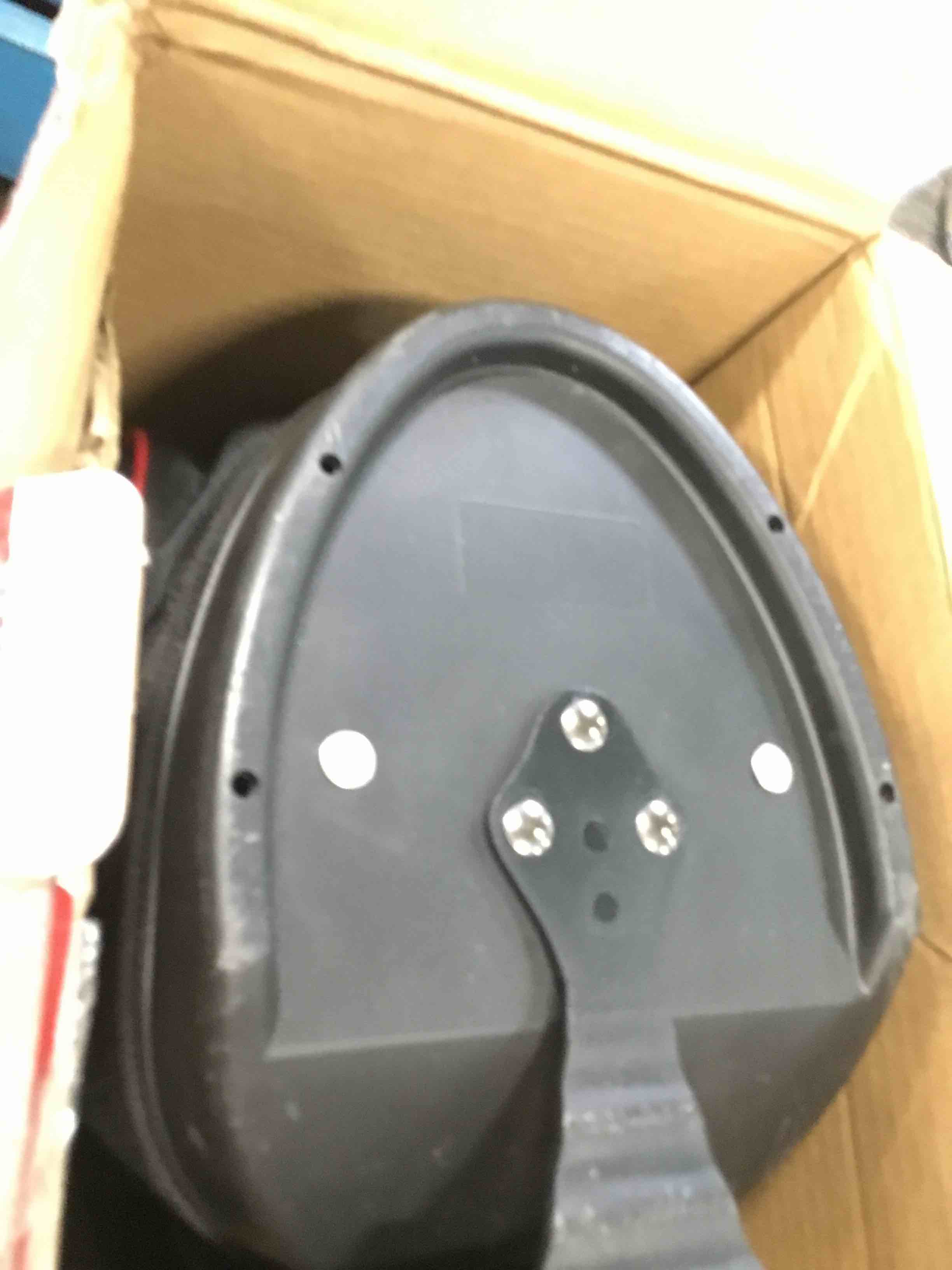 https://s3.amazonaws.com/lotting-images-prod/bidfta/TEA0130753_1724177329725.jpeg