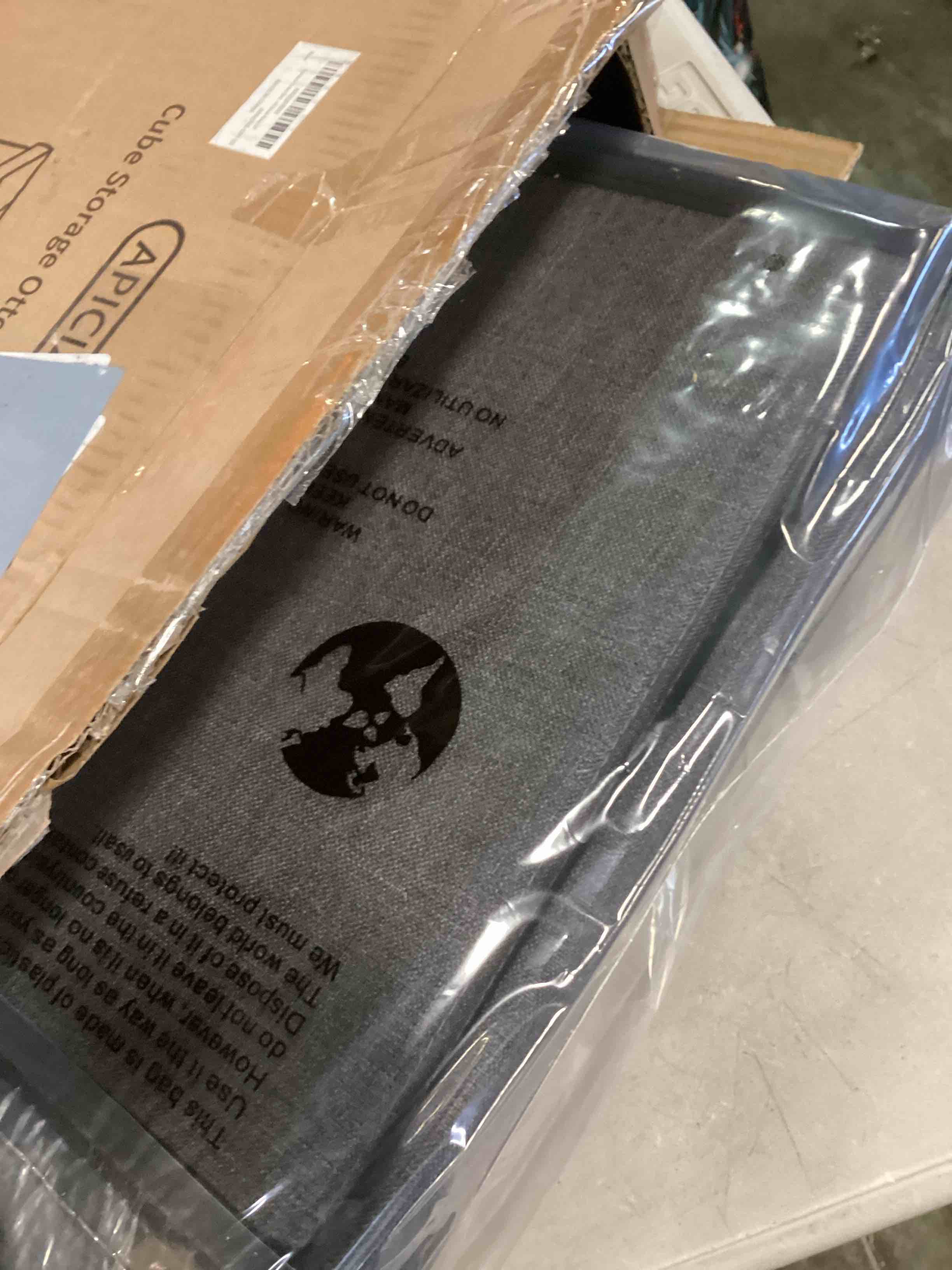 https://s3.amazonaws.com/lotting-images-prod/bidfta/TEA0132301_1724943520513.jpeg