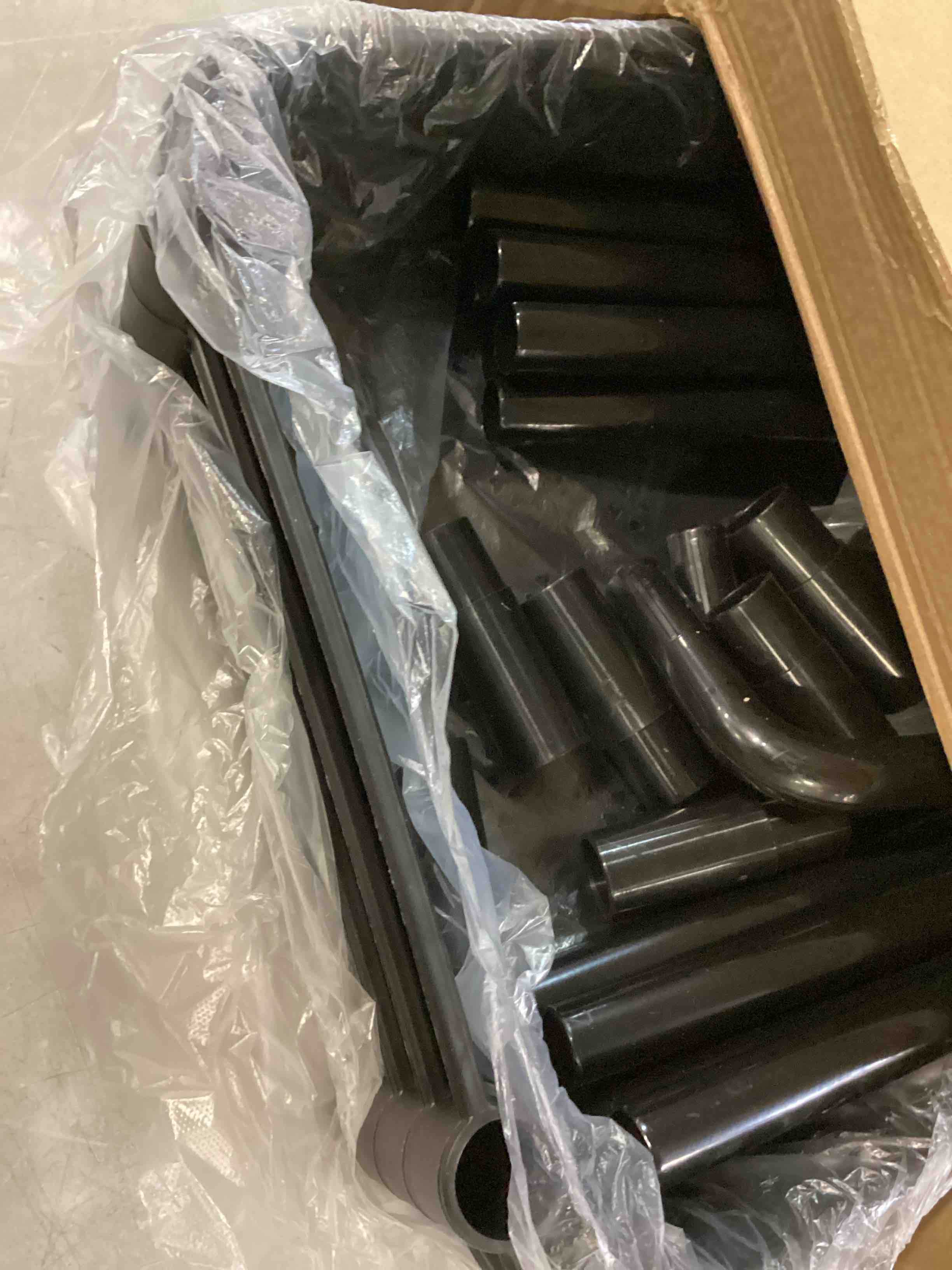https://s3.amazonaws.com/lotting-images-prod/bidfta/TEA0133423_1724349762188.jpeg