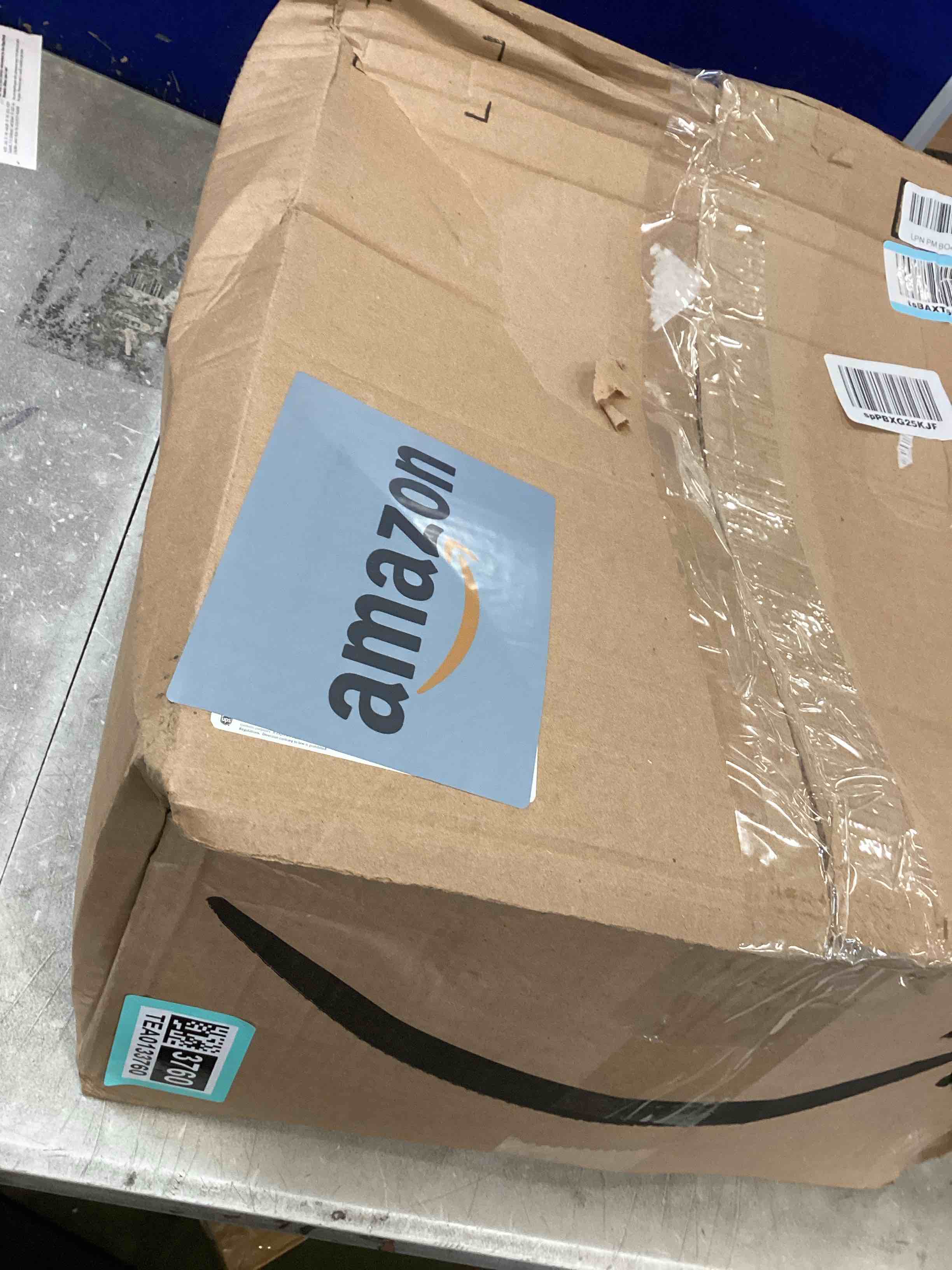 https://s3.amazonaws.com/lotting-images-prod/bidfta/TEA0133760_1724247883301.jpeg