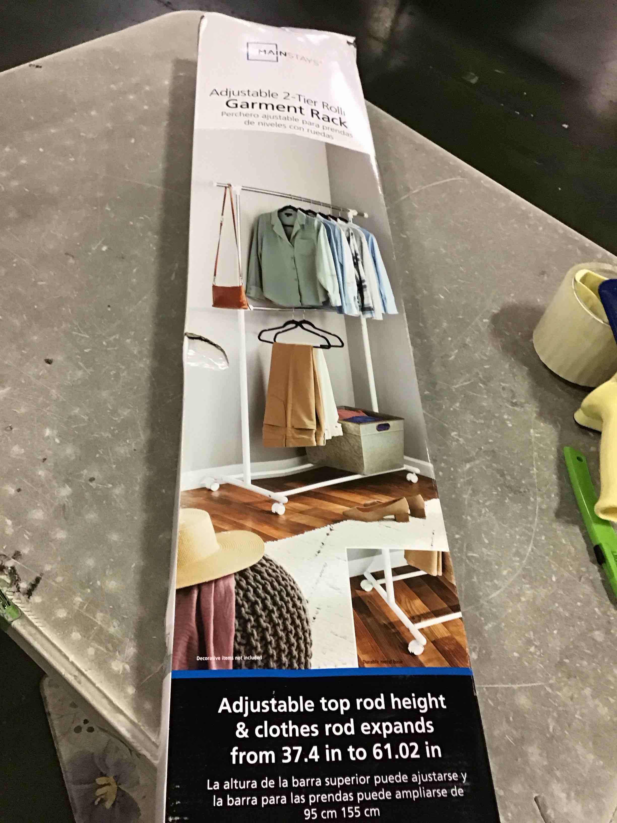 https://s3.amazonaws.com/lotting-images-prod/bidfta/TEA0134154_1728480609353.jpeg