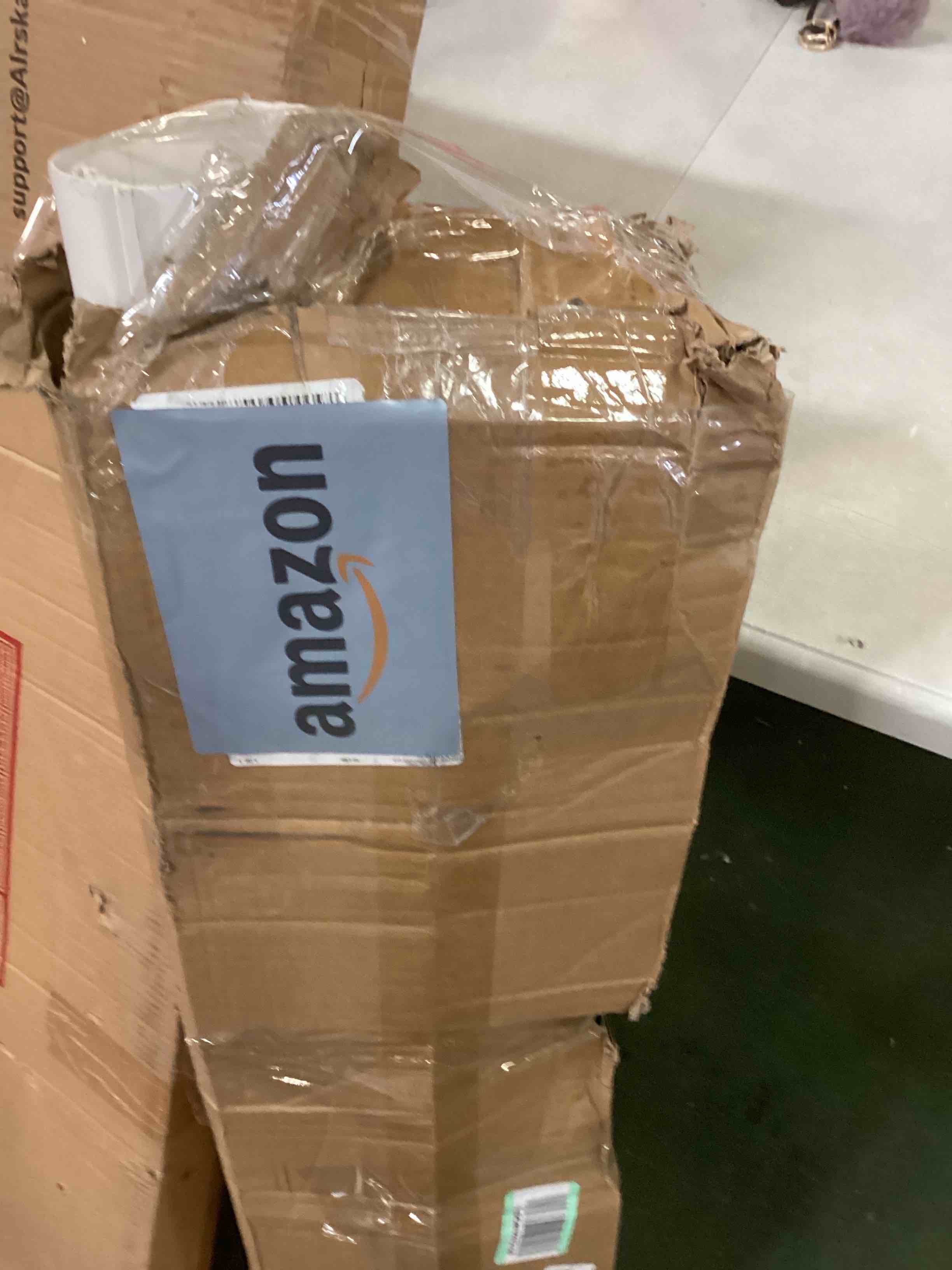https://s3.amazonaws.com/lotting-images-prod/bidfta/TEA0134944_1724163919113.jpeg
