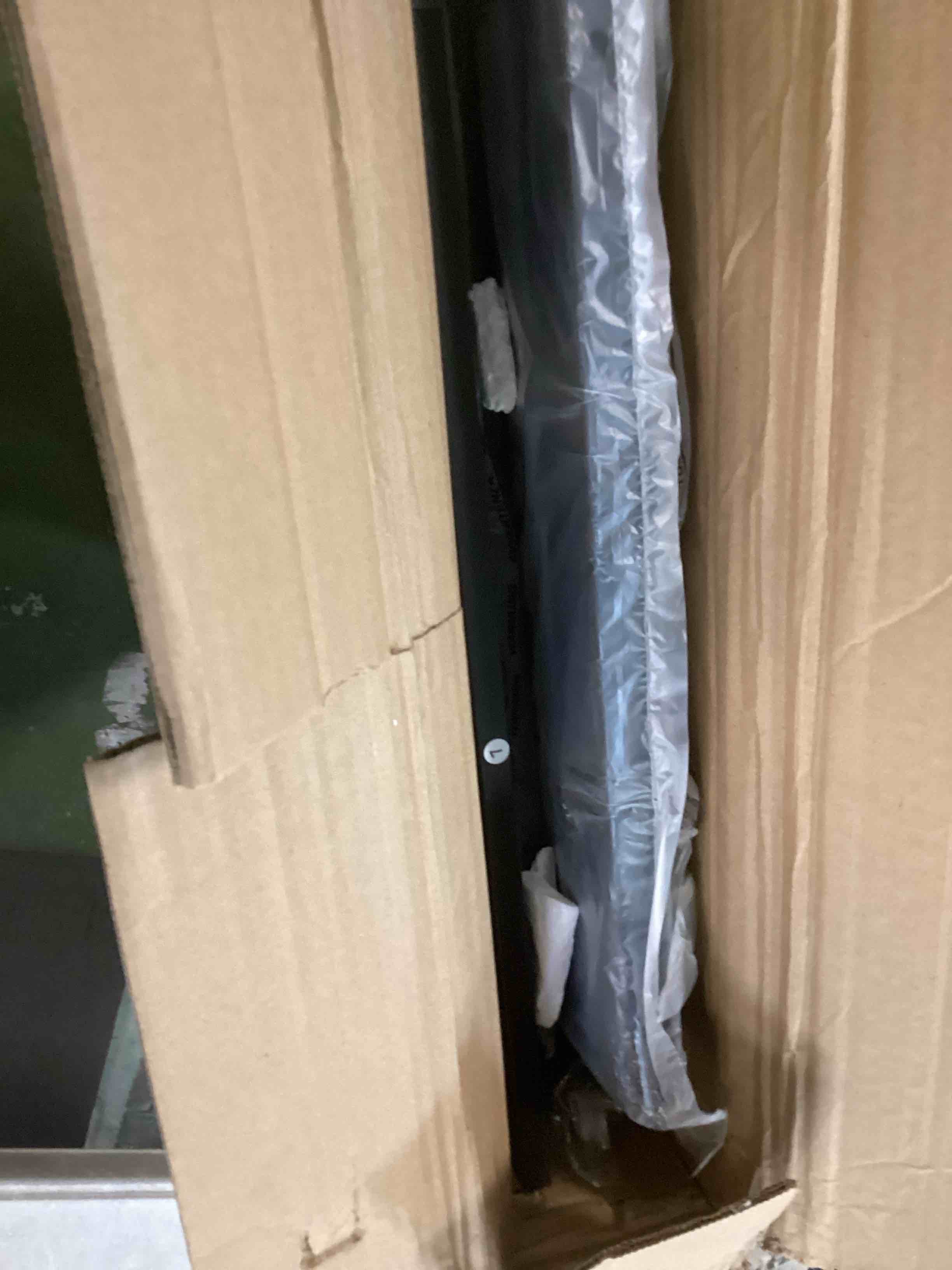 https://s3.amazonaws.com/lotting-images-prod/bidfta/TEA0135156_1724071839727.jpeg