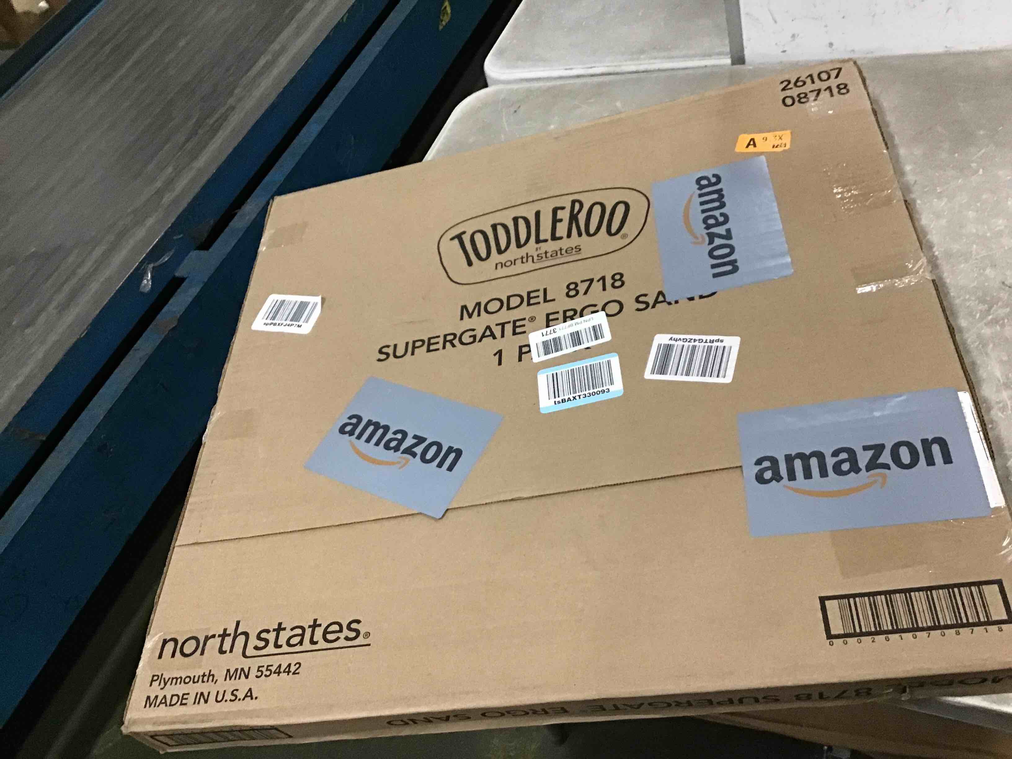 https://s3.amazonaws.com/lotting-images-prod/bidfta/TEA0136231_1724467808097.jpeg