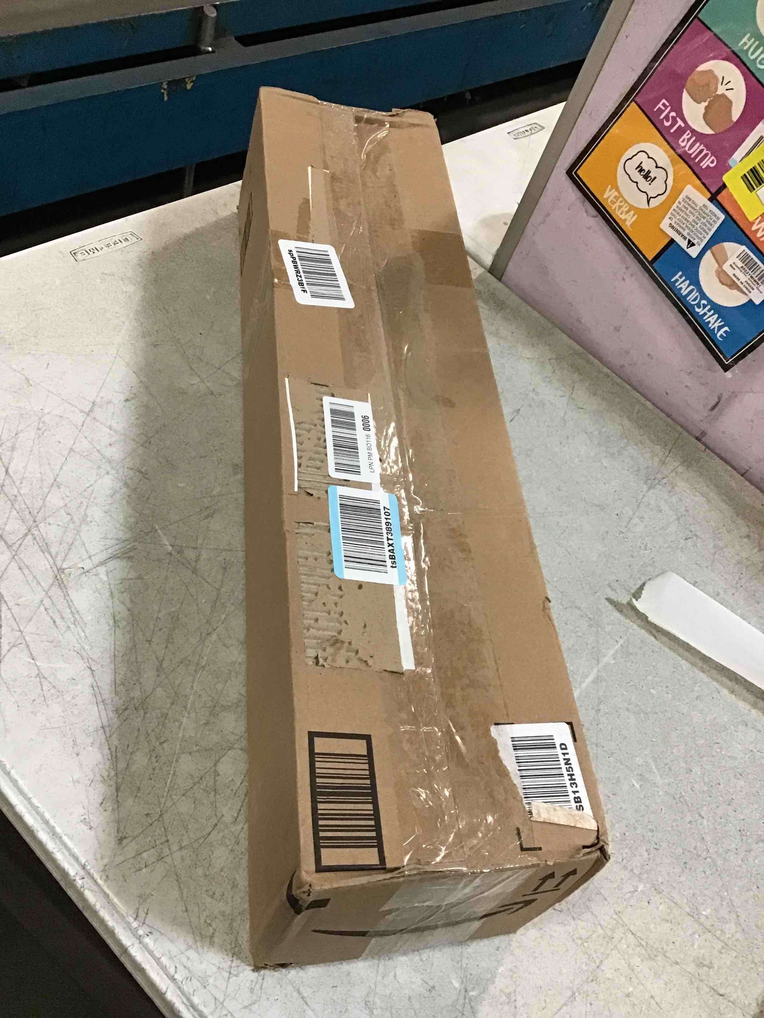https://s3.amazonaws.com/lotting-images-prod/bidfta/TEA0137490_1723845635572.jpeg