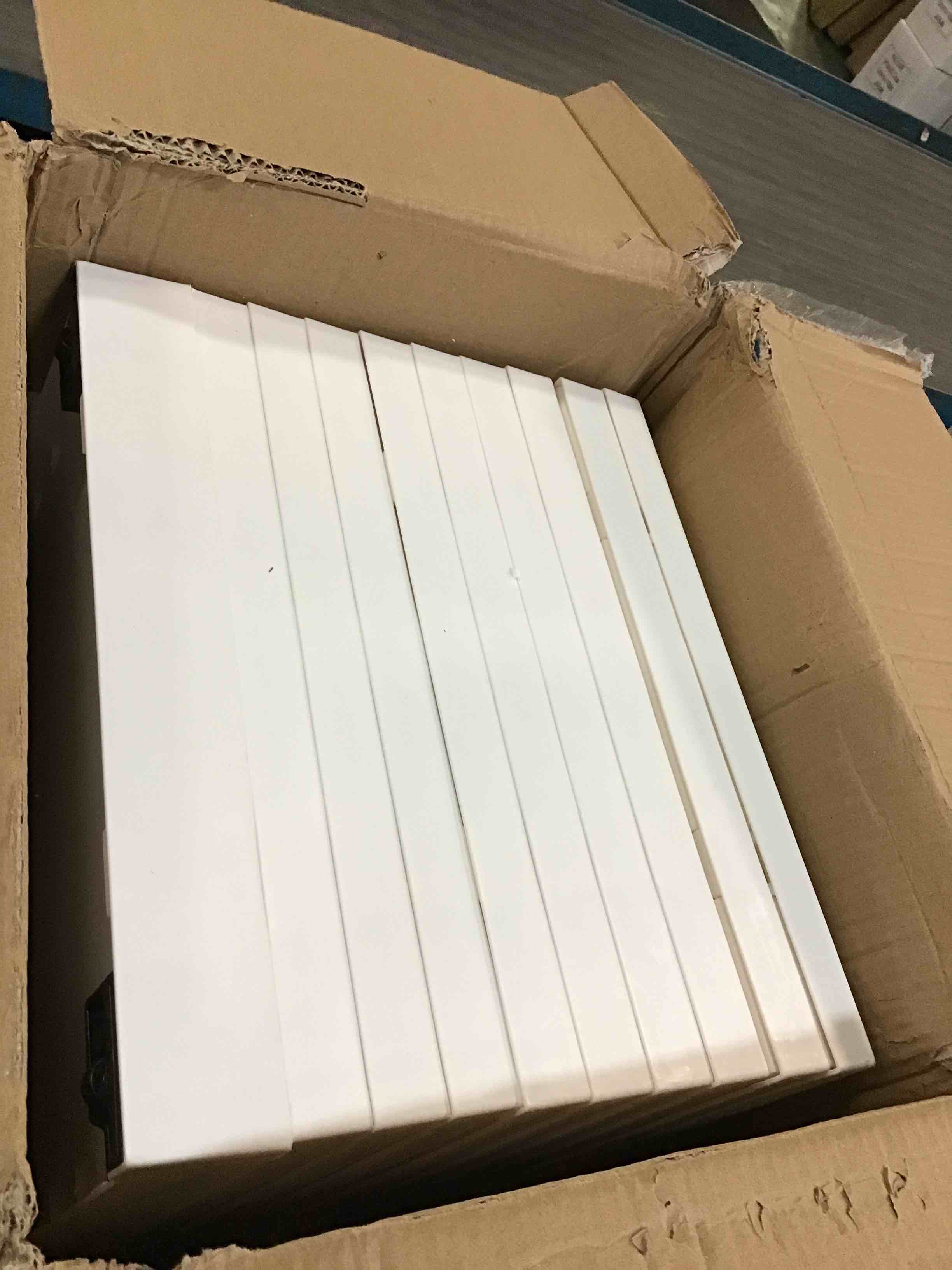 https://s3.amazonaws.com/lotting-images-prod/bidfta/TEA0137737_1723676109311.jpeg