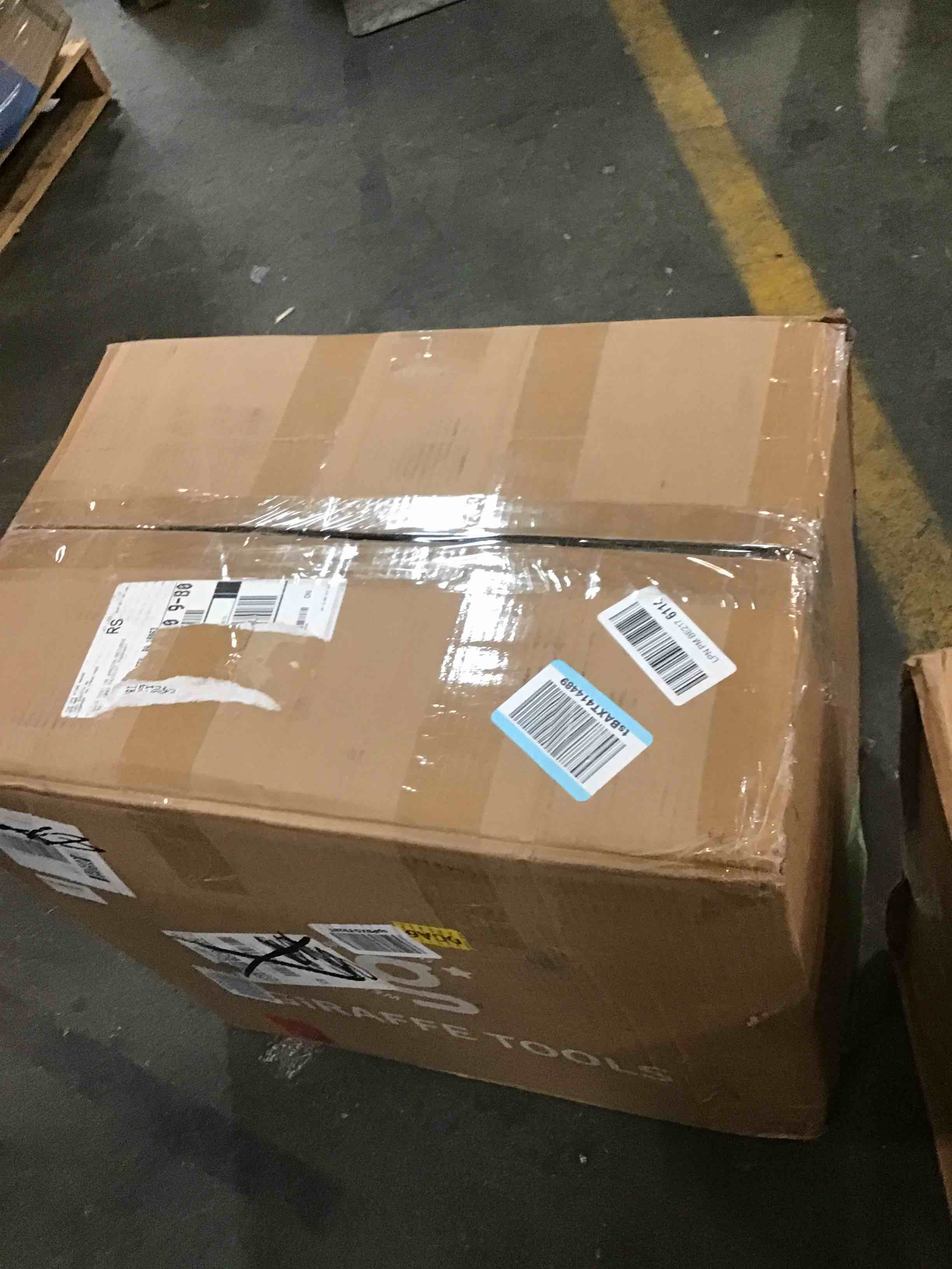 https://s3.amazonaws.com/lotting-images-prod/bidfta/TEA0138647_1724860221500.jpeg