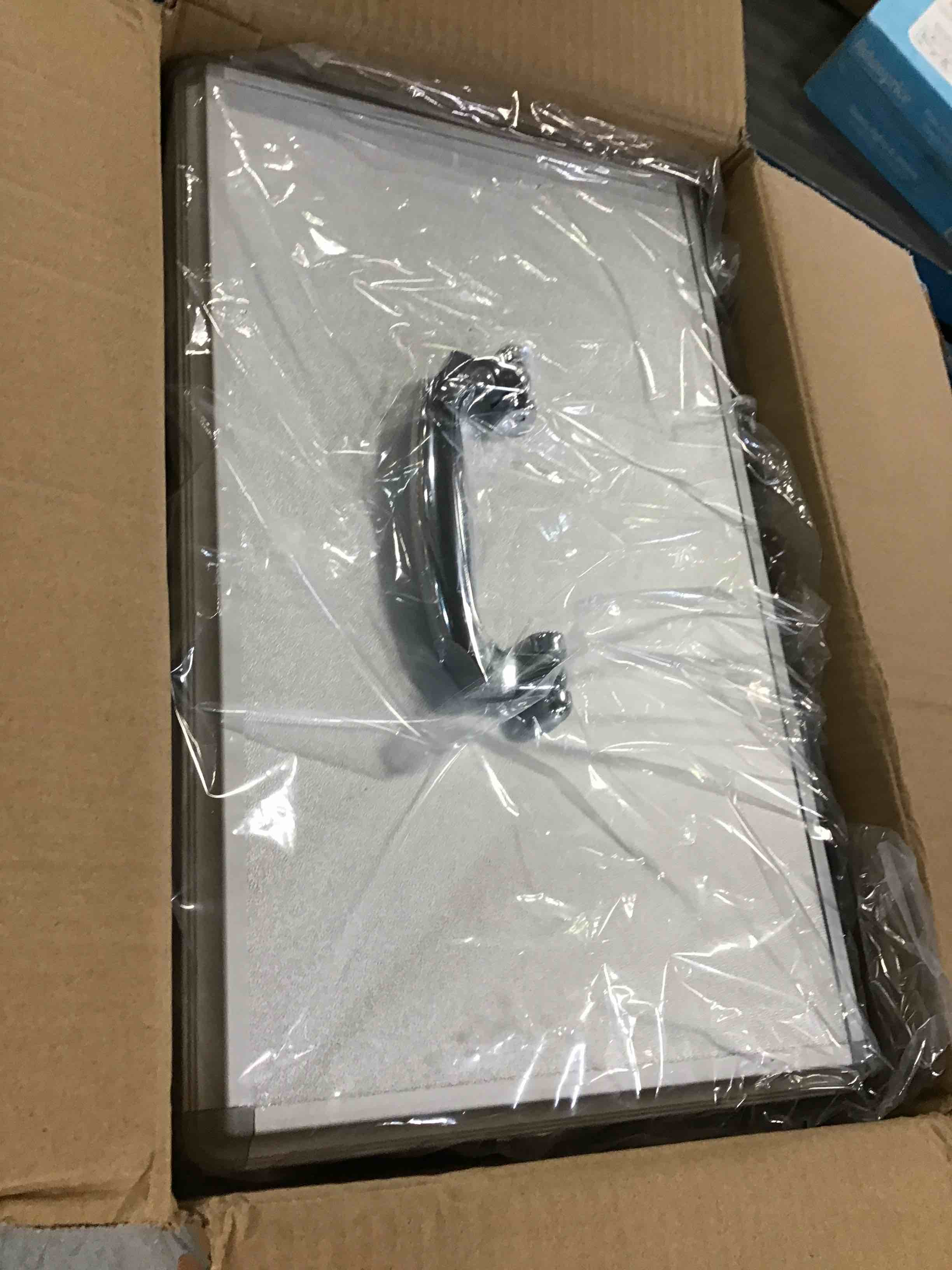 https://s3.amazonaws.com/lotting-images-prod/bidfta/TEA0139116_1724685281741.jpeg