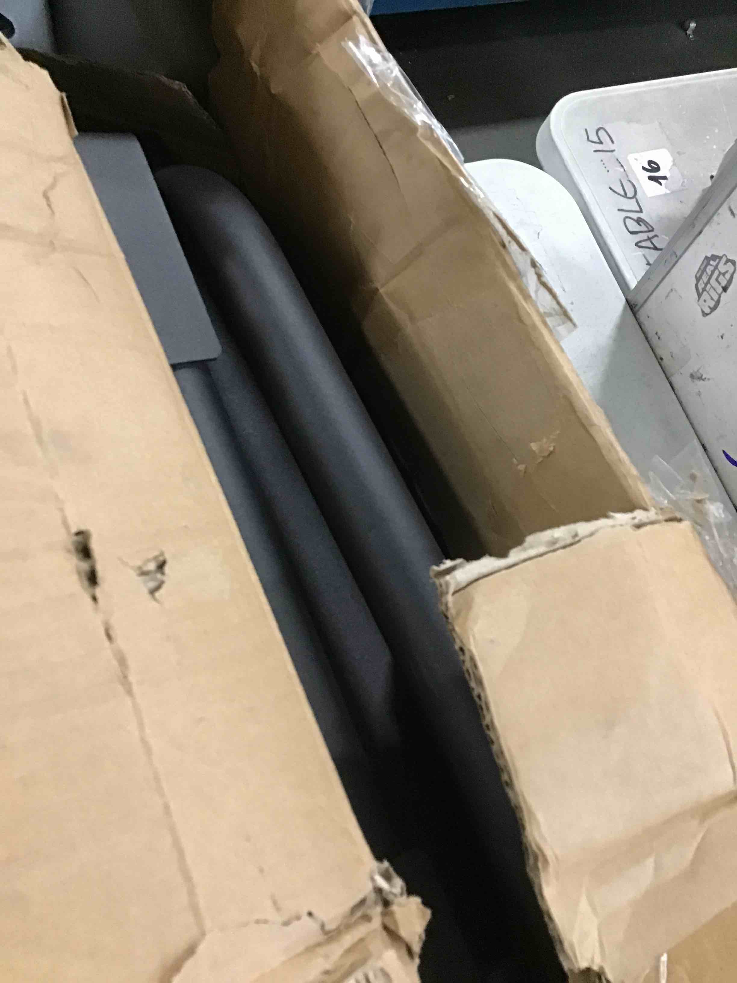 https://s3.amazonaws.com/lotting-images-prod/bidfta/TEA0139181_1724677546963.jpeg