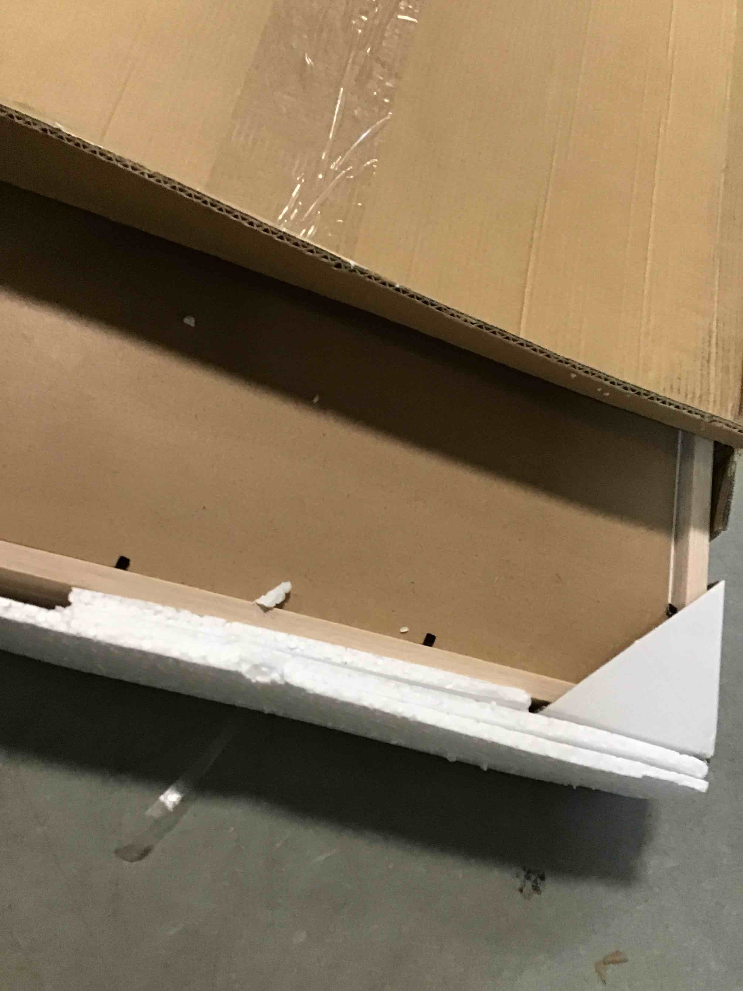 https://s3.amazonaws.com/lotting-images-prod/bidfta/TEA0139468_1724423228799.jpeg