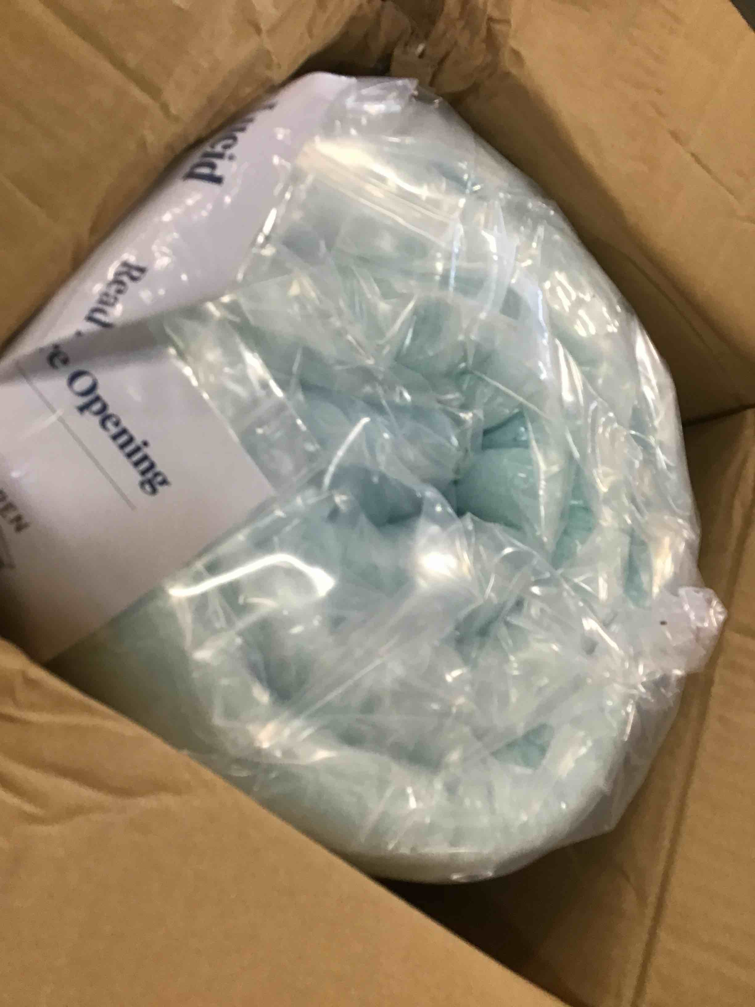 https://s3.amazonaws.com/lotting-images-prod/bidfta/TEA0139676_1724337830430.jpeg