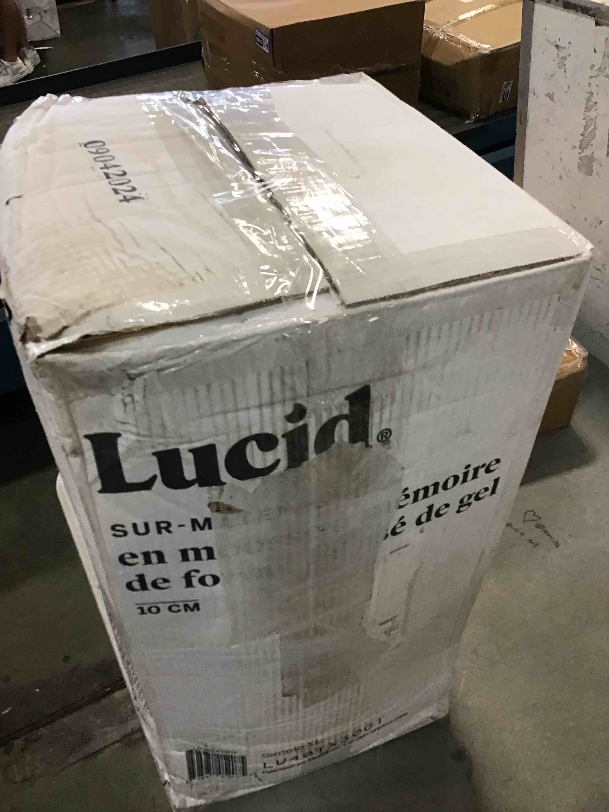 https://s3.amazonaws.com/lotting-images-prod/bidfta/TEA0139676_1724337839893.jpeg