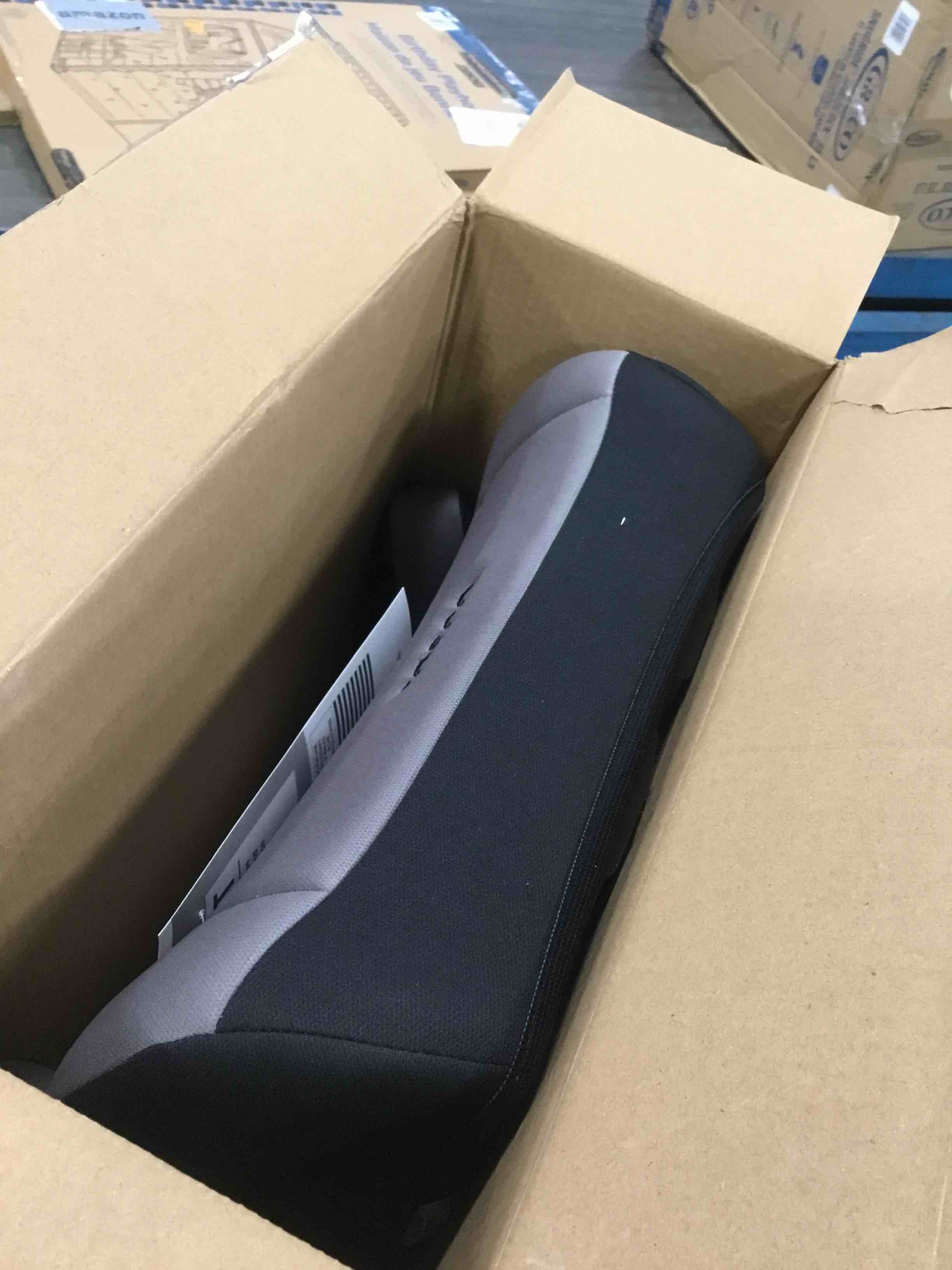 https://s3.amazonaws.com/lotting-images-prod/bidfta/TEA0140014_1725388887250.jpeg