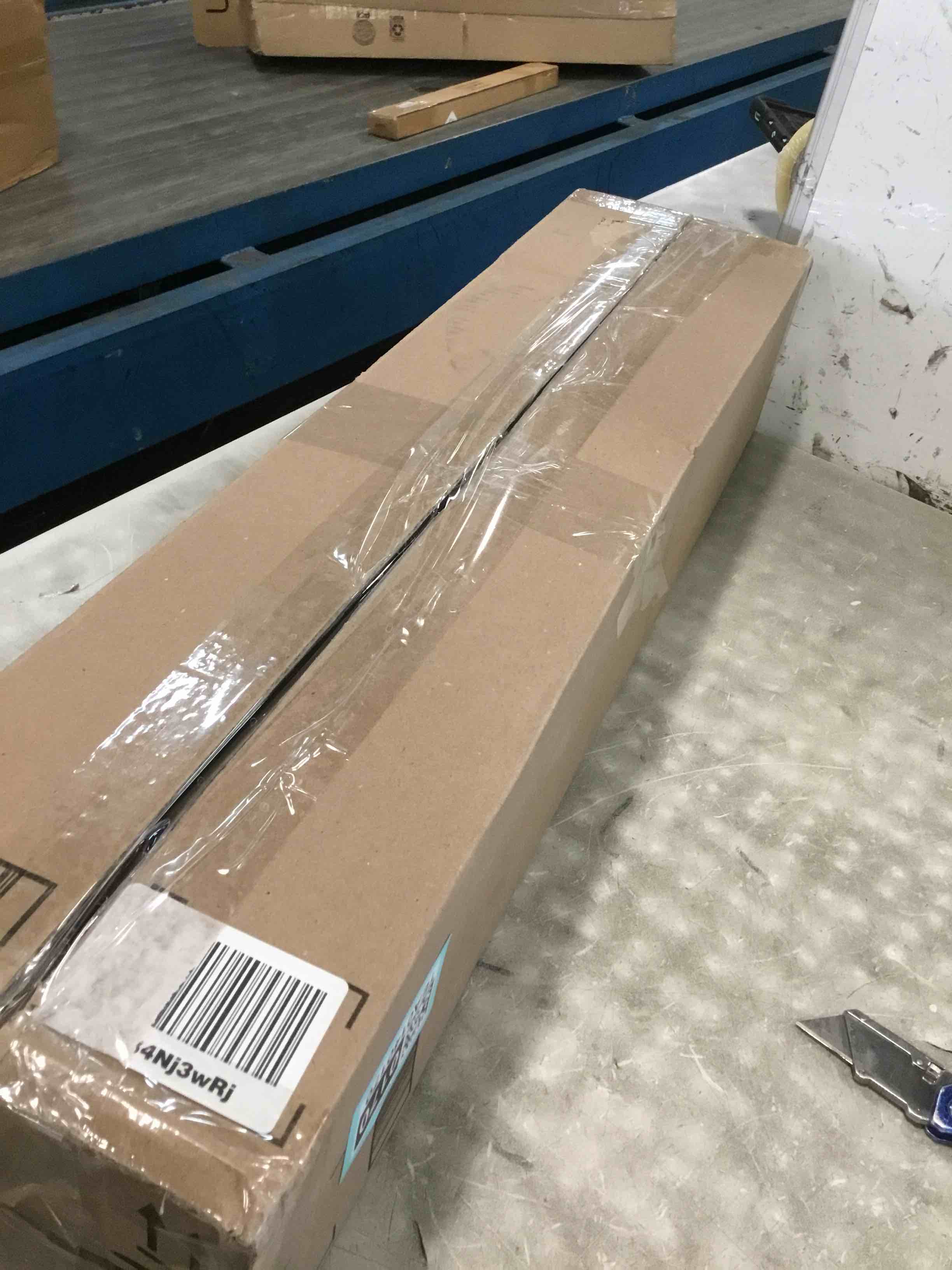 https://s3.amazonaws.com/lotting-images-prod/bidfta/TEA0140170_1725369280809.jpeg