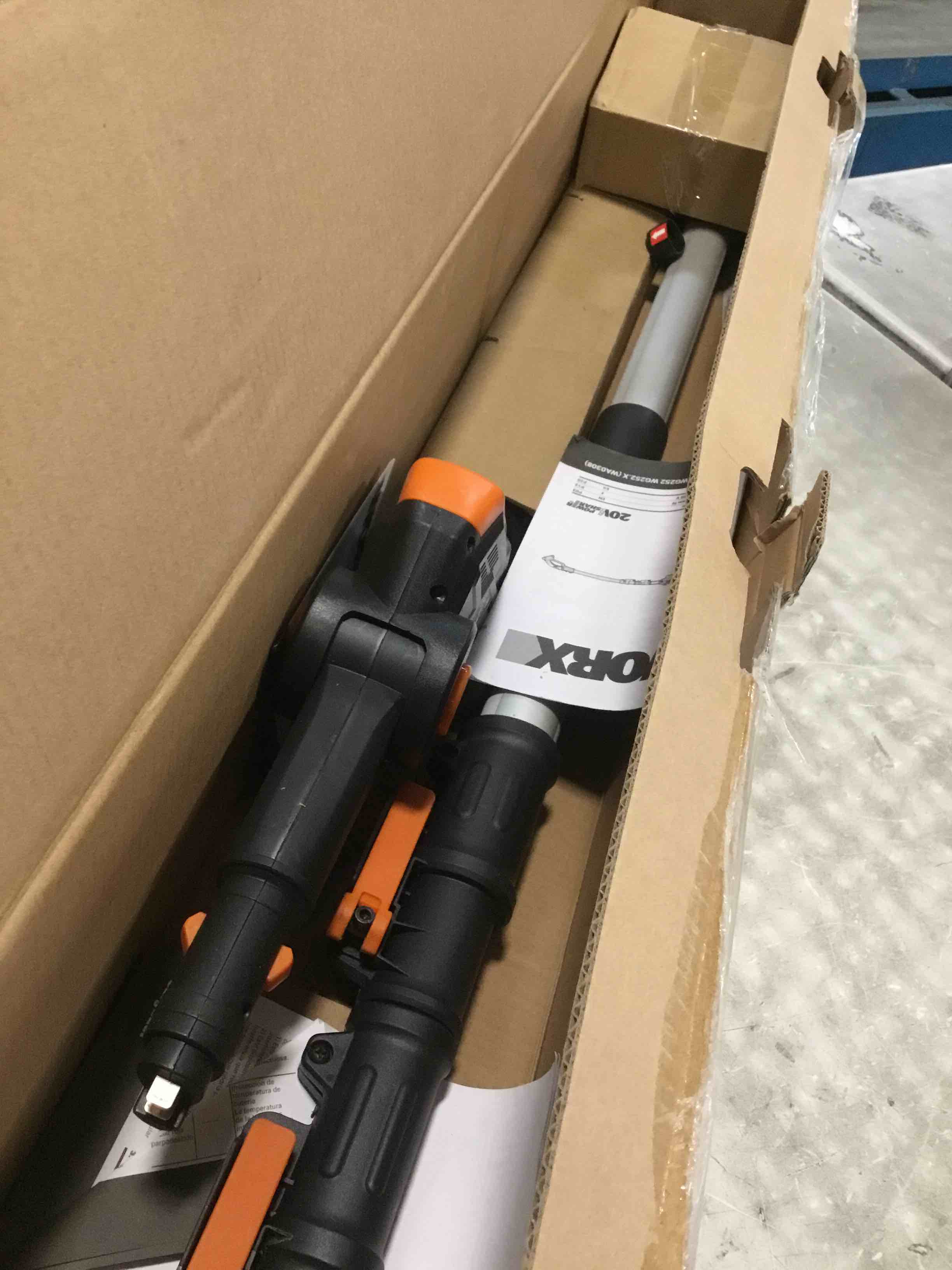 https://s3.amazonaws.com/lotting-images-prod/bidfta/TEA0140173_1725368890763.jpeg