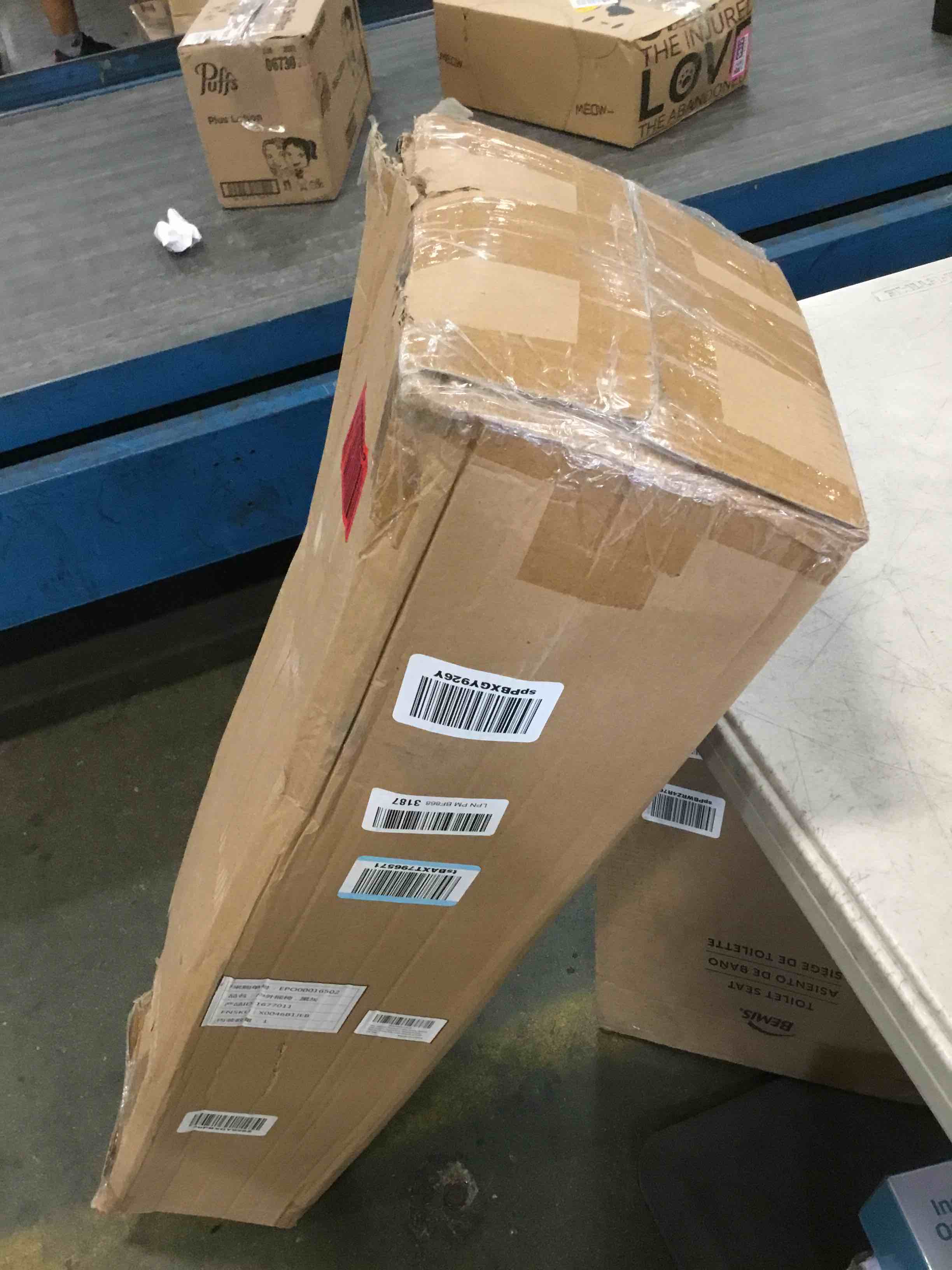 https://s3.amazonaws.com/lotting-images-prod/bidfta/TEA0140750_1724865943434.jpeg