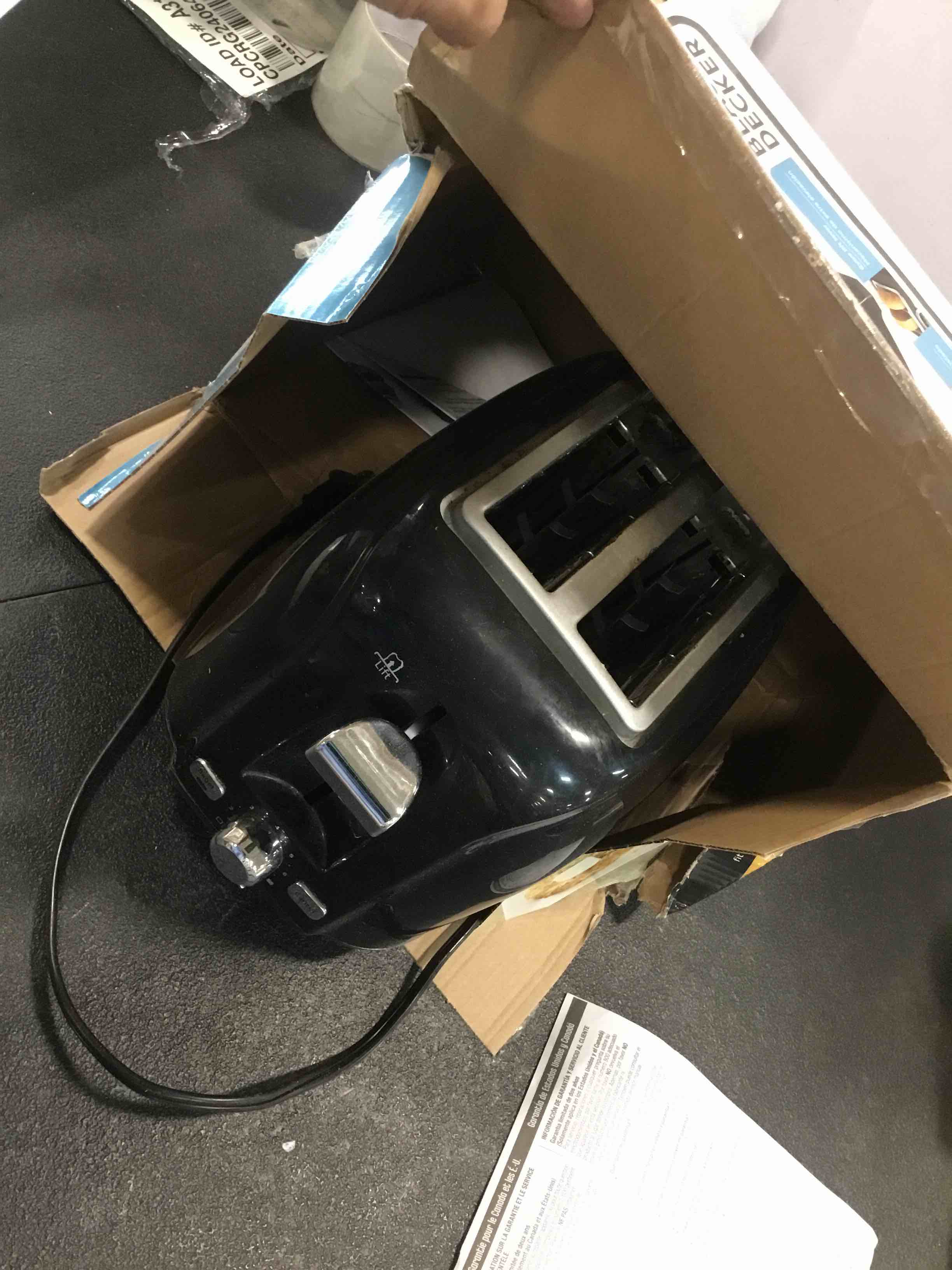 BLACK+DECKER 2Slice Toaster, T2569B, Extra Wide Slots, 6 Shade