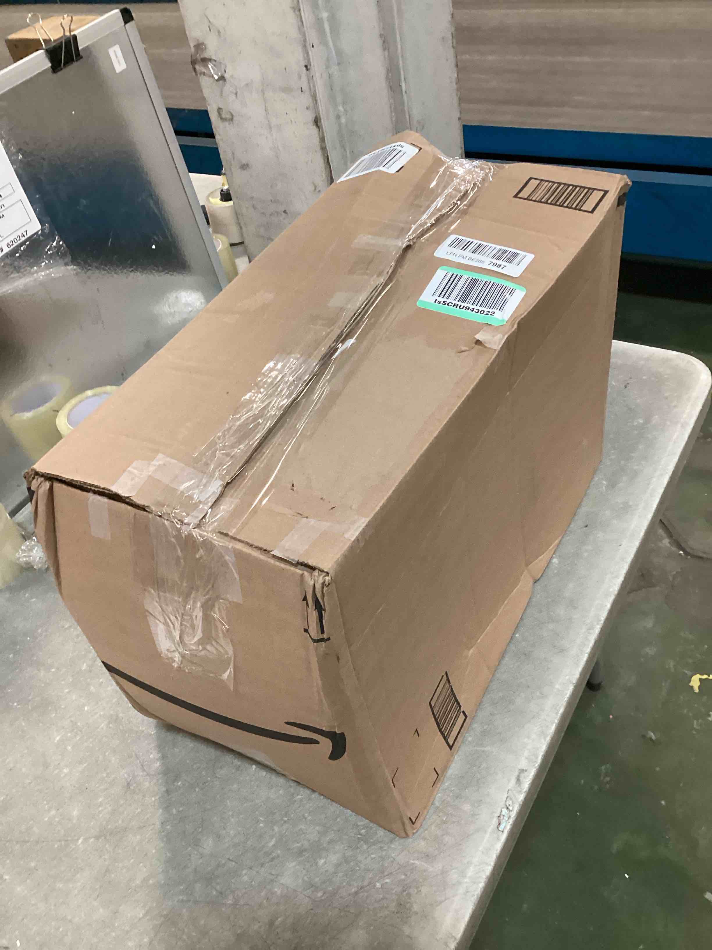 https://s3.amazonaws.com/lotting-images-prod/bidfta/TEA0142080_1729168952297.jpeg