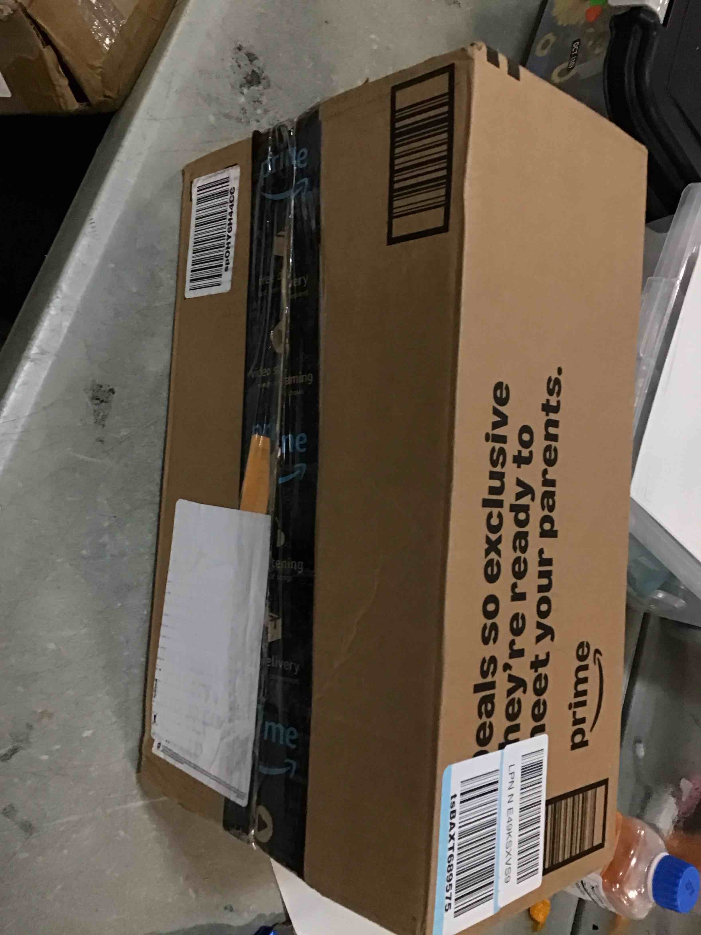 https://s3.amazonaws.com/lotting-images-prod/bidfta/TEA0143294_1723583771731.jpeg