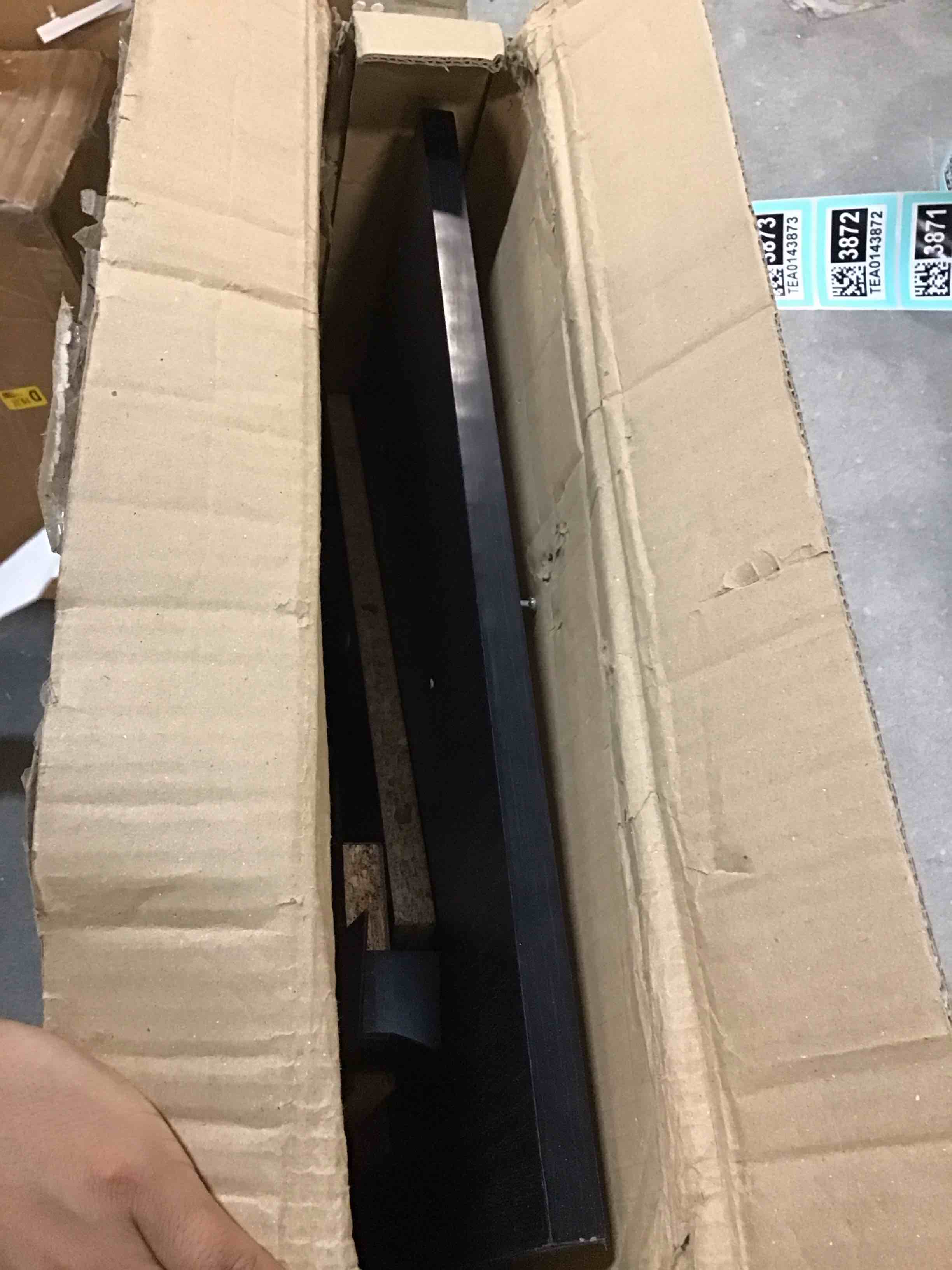 https://s3.amazonaws.com/lotting-images-prod/bidfta/TEA0143881_1723169147837.jpeg