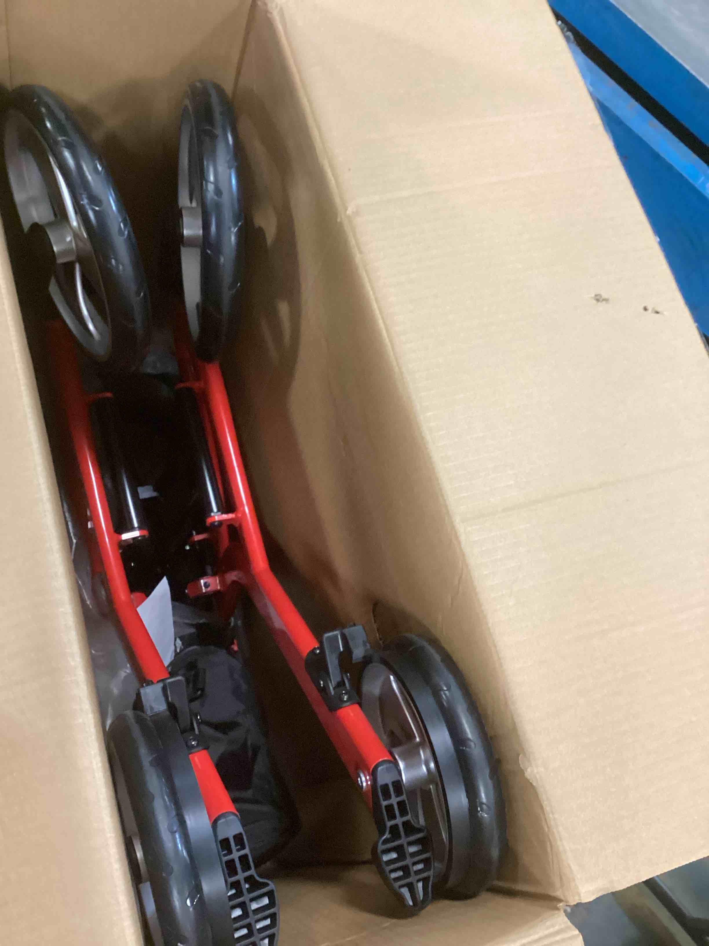 https://s3.amazonaws.com/lotting-images-prod/bidfta/TEA0146853_1725653277615.jpeg