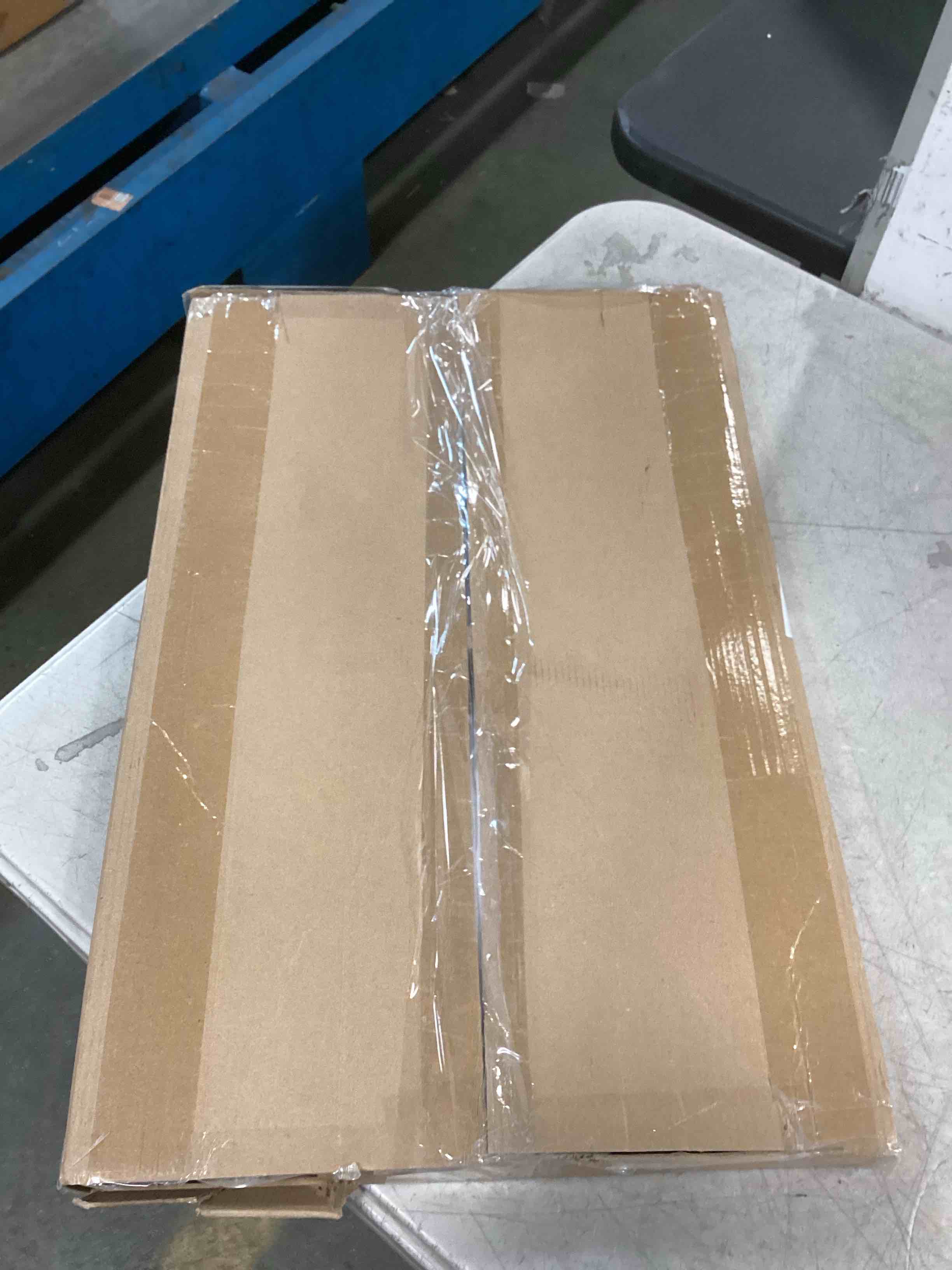 https://s3.amazonaws.com/lotting-images-prod/bidfta/TEA0146901_1725648368882.jpeg