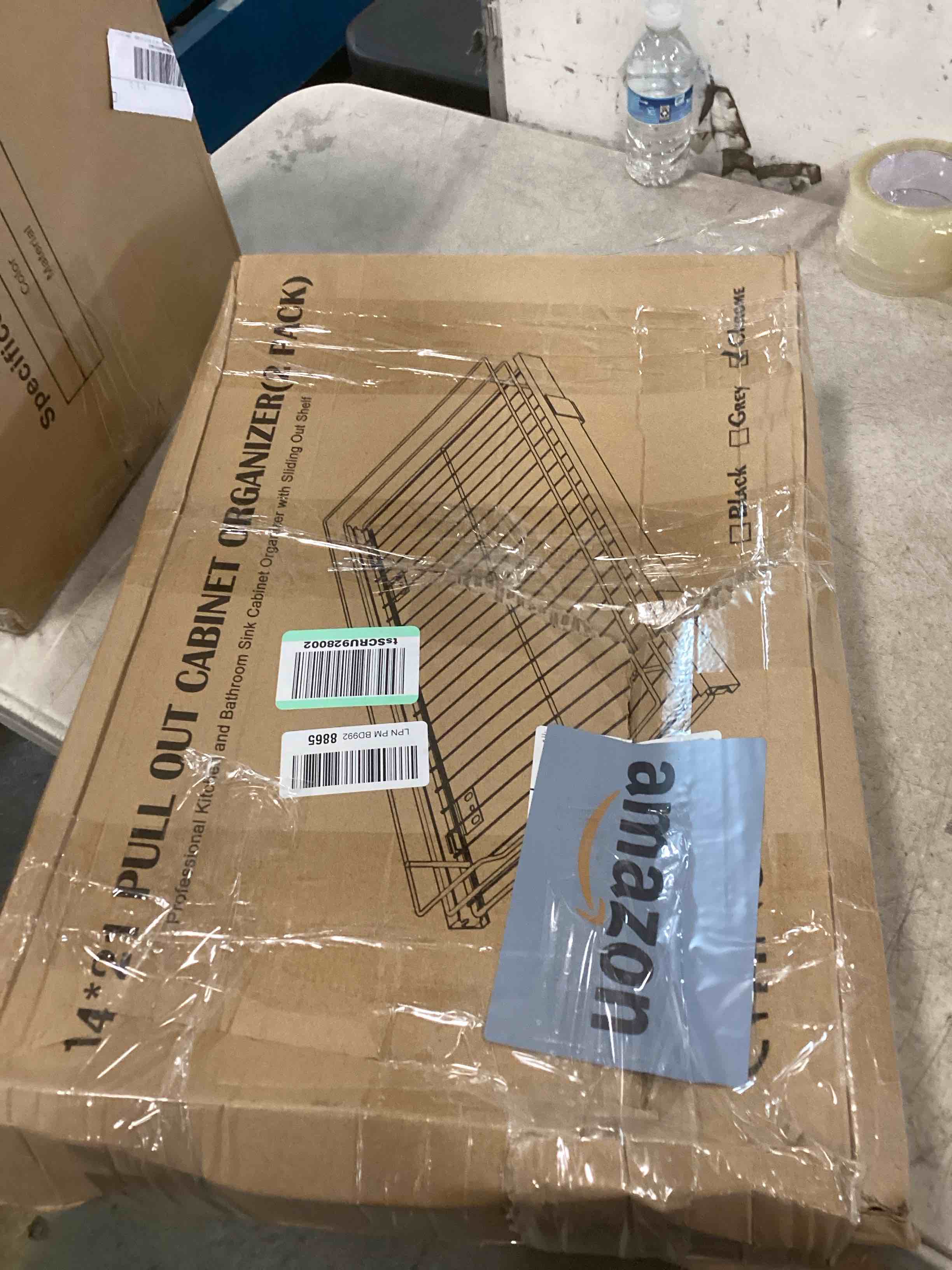 https://s3.amazonaws.com/lotting-images-prod/bidfta/TEA0147008_1725633422746.jpeg