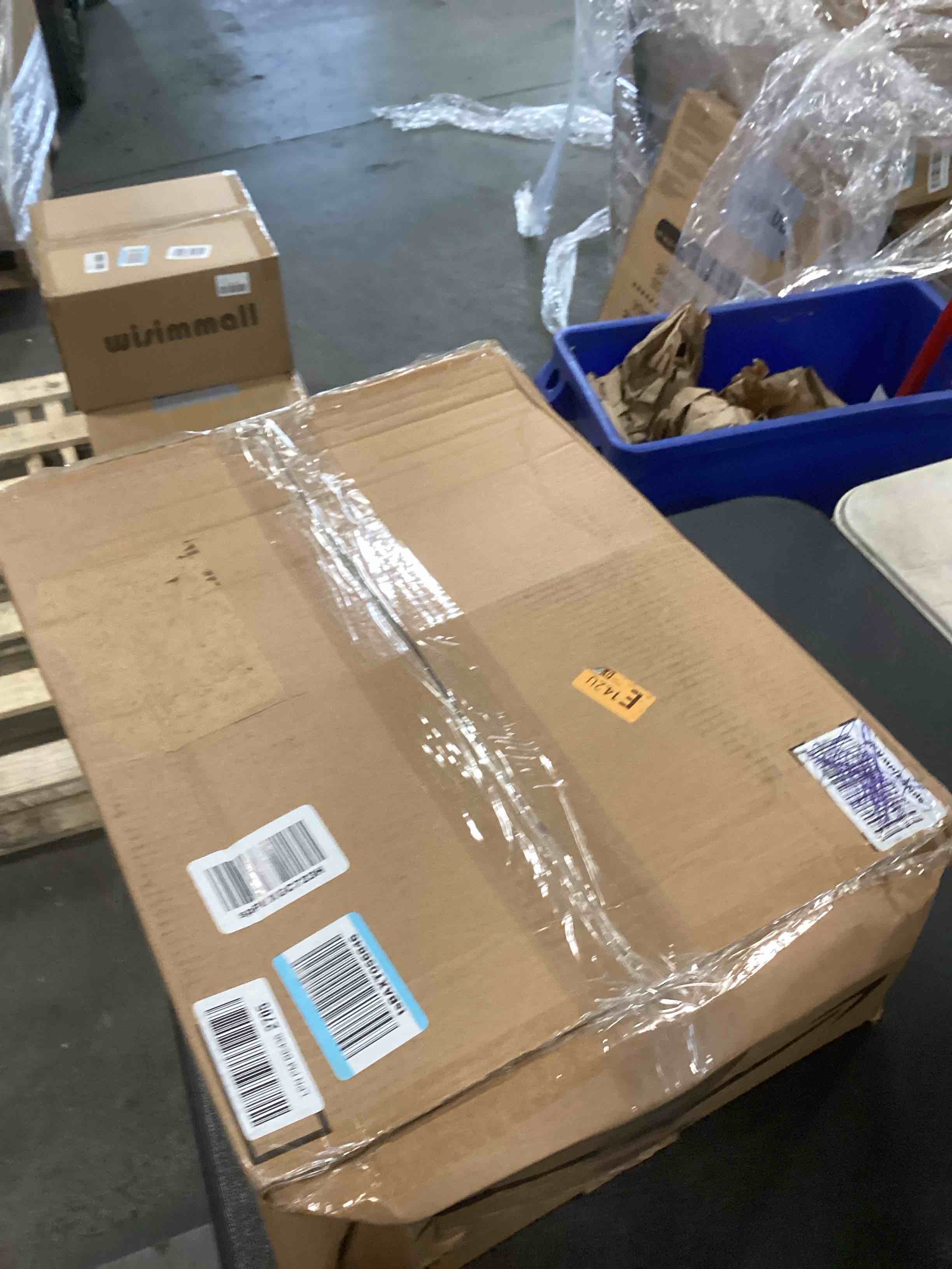 https://s3.amazonaws.com/lotting-images-prod/bidfta/TEA0147120_1725567262598.jpeg