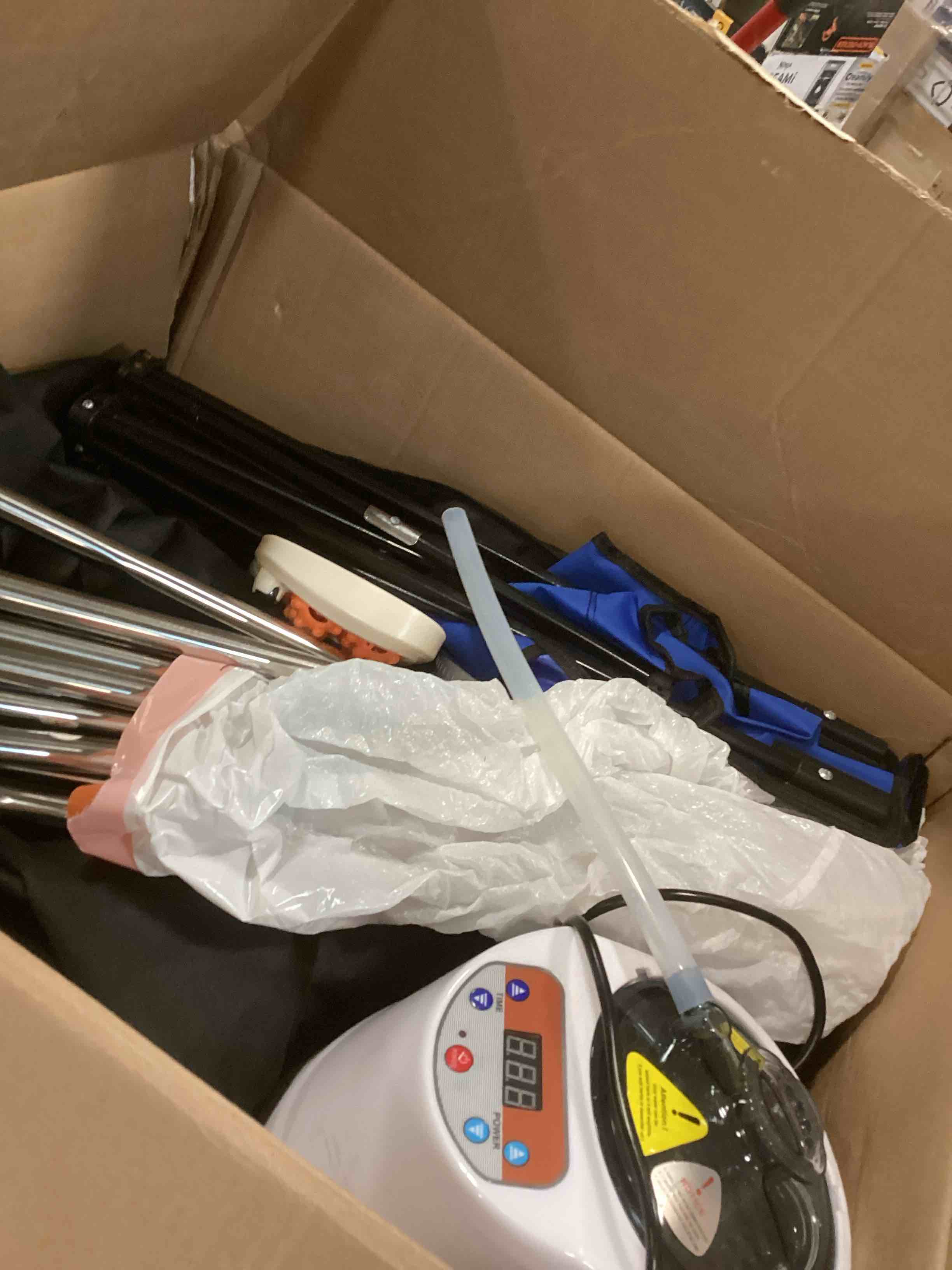 https://s3.amazonaws.com/lotting-images-prod/bidfta/TEA0147222_1725553423800.jpeg