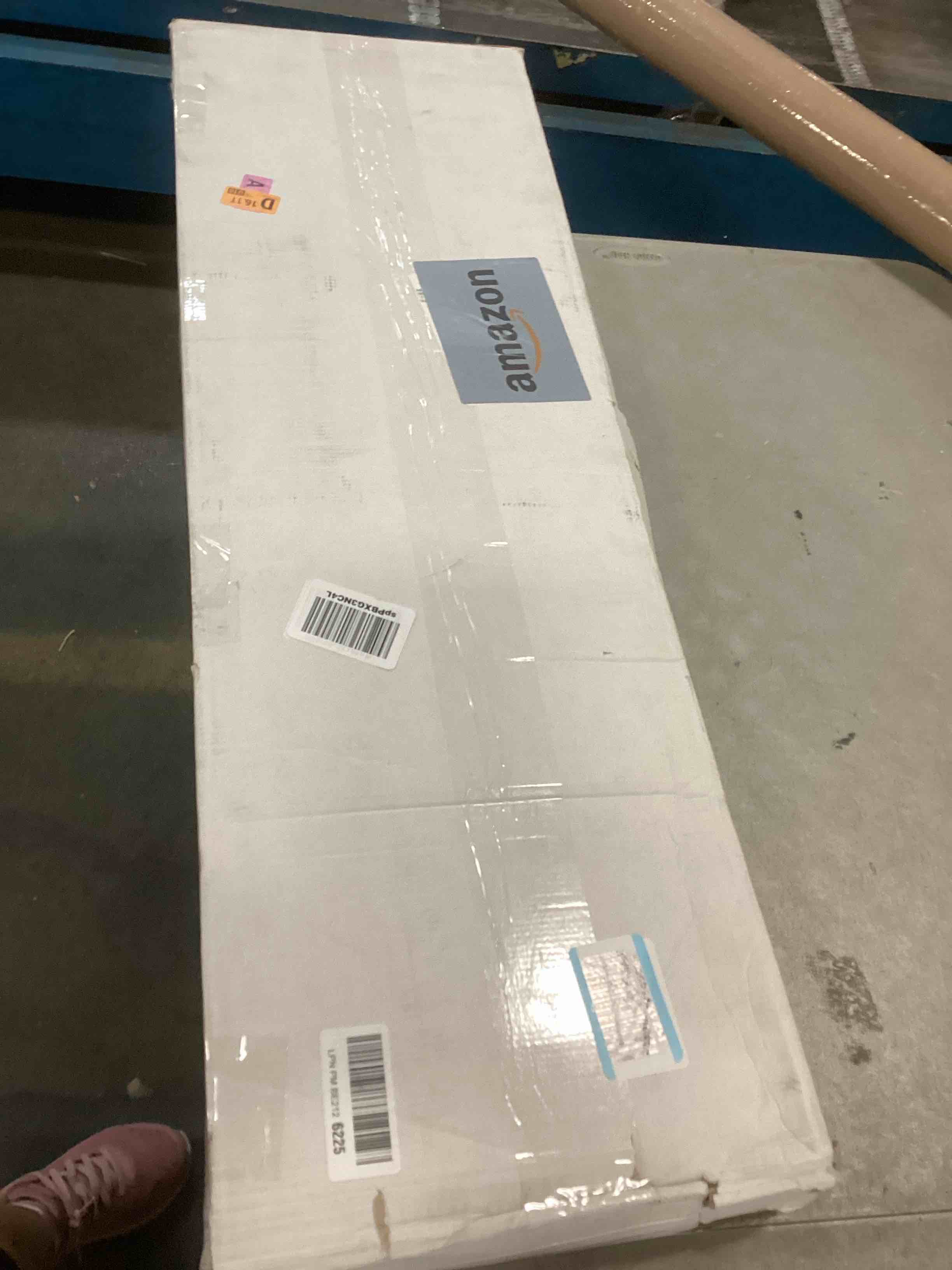 https://s3.amazonaws.com/lotting-images-prod/bidfta/TEA0147531_1725462620548.jpeg