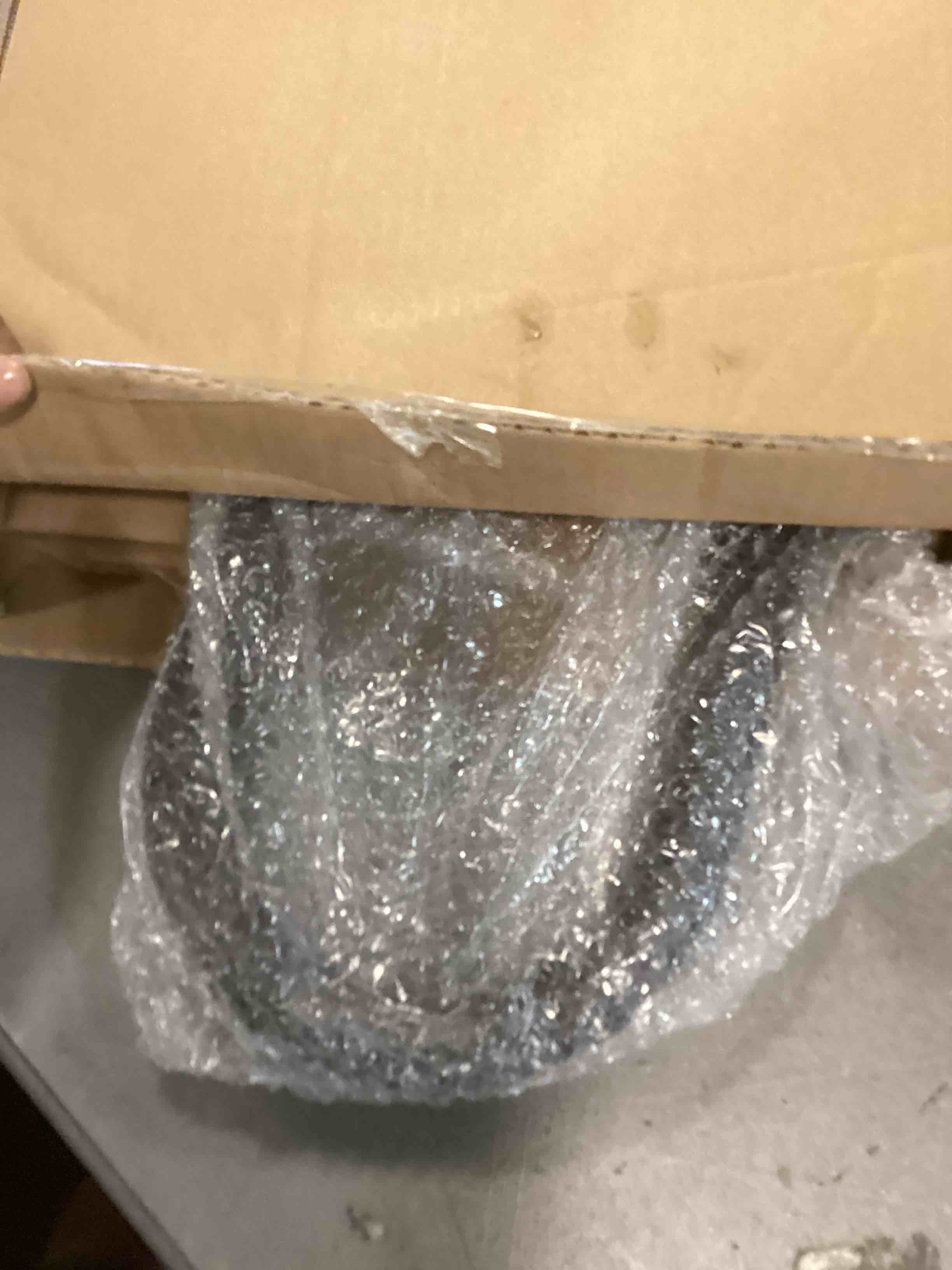 https://s3.amazonaws.com/lotting-images-prod/bidfta/TEA0147783_1725379898678.jpeg