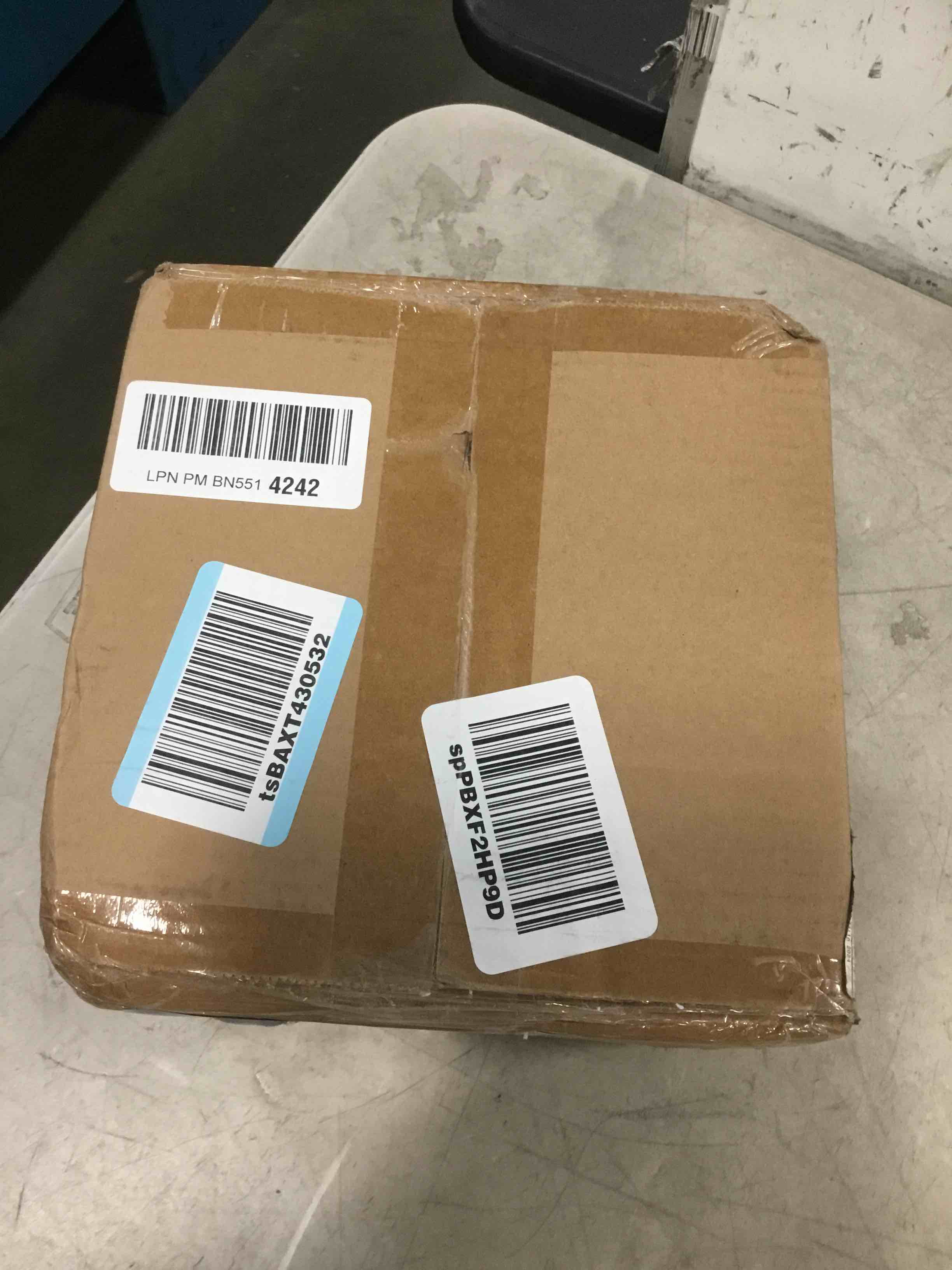 https://s3.amazonaws.com/lotting-images-prod/bidfta/TEA0149099_1725494223695.jpeg
