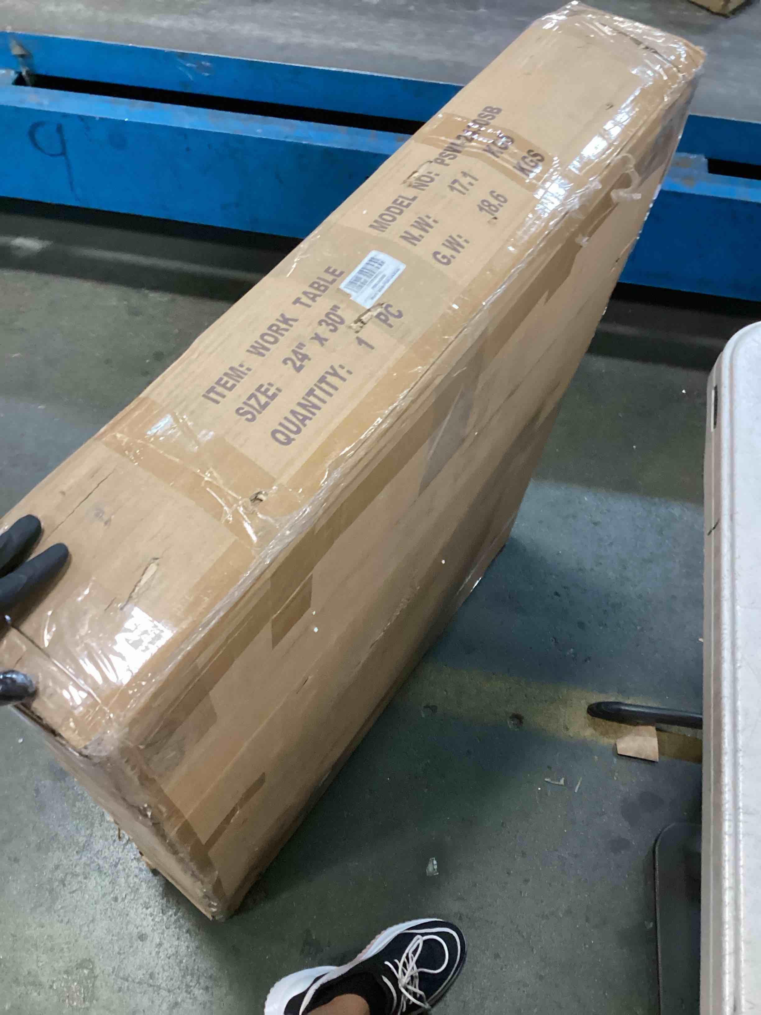 https://s3.amazonaws.com/lotting-images-prod/bidfta/TEA0149474_1725378131434.jpeg