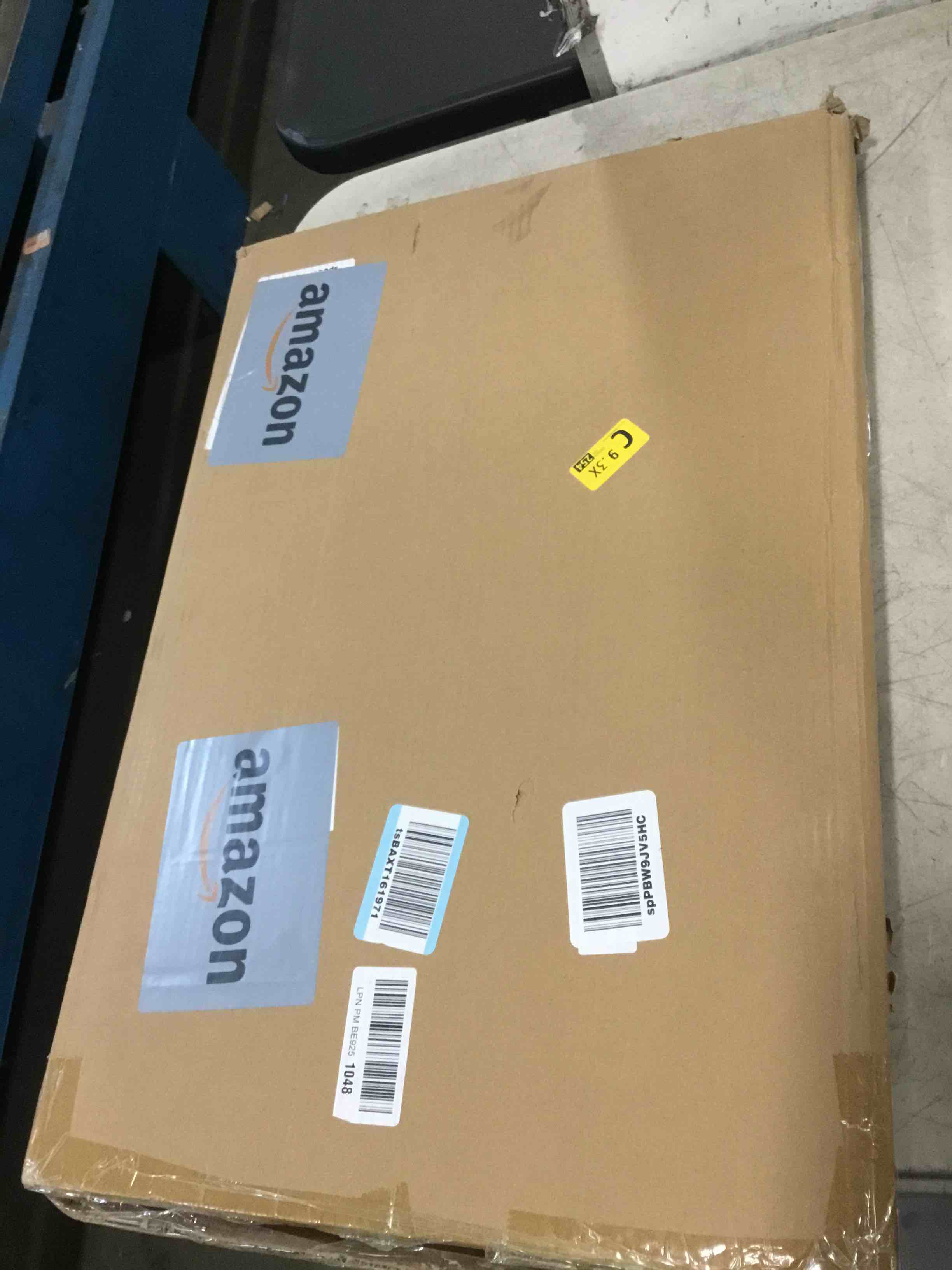https://s3.amazonaws.com/lotting-images-prod/bidfta/TEA0149829_1725064656078.jpeg