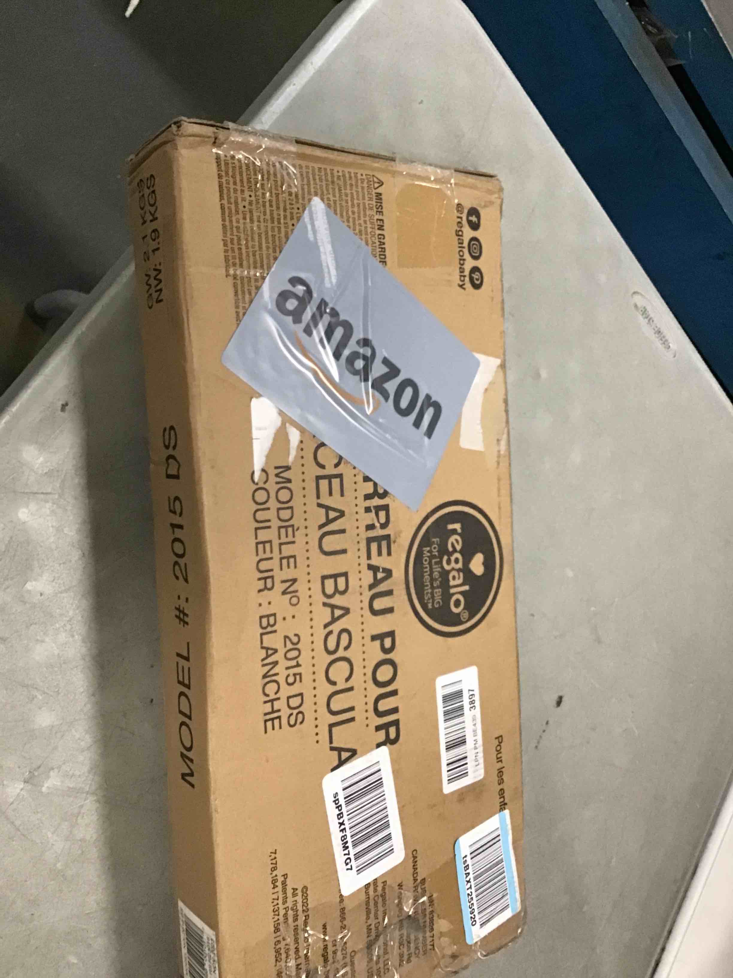 https://s3.amazonaws.com/lotting-images-prod/bidfta/TEA0150690_1726004681012.jpeg