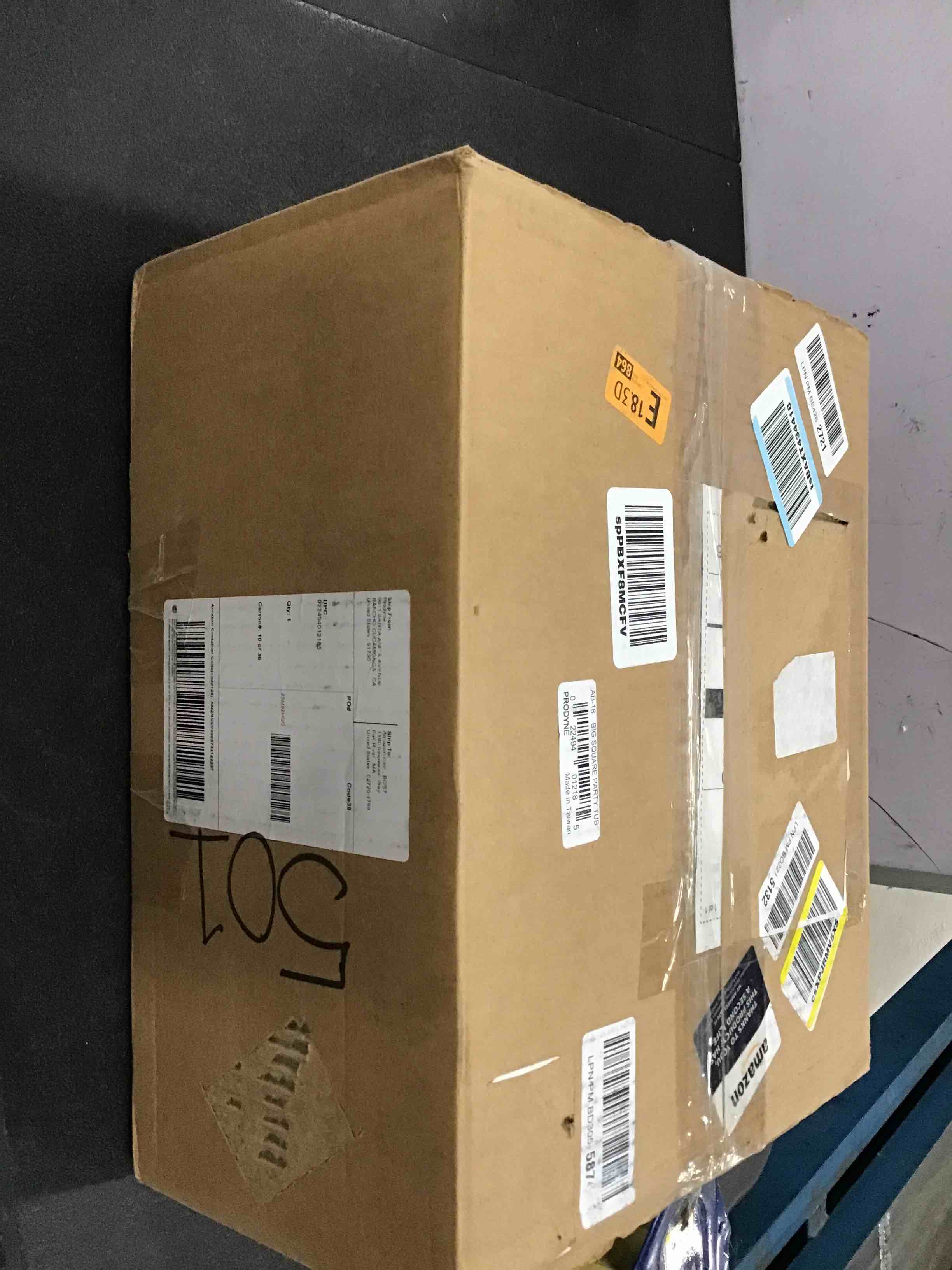 https://s3.amazonaws.com/lotting-images-prod/bidfta/TEA0150862_1725922072930.jpeg