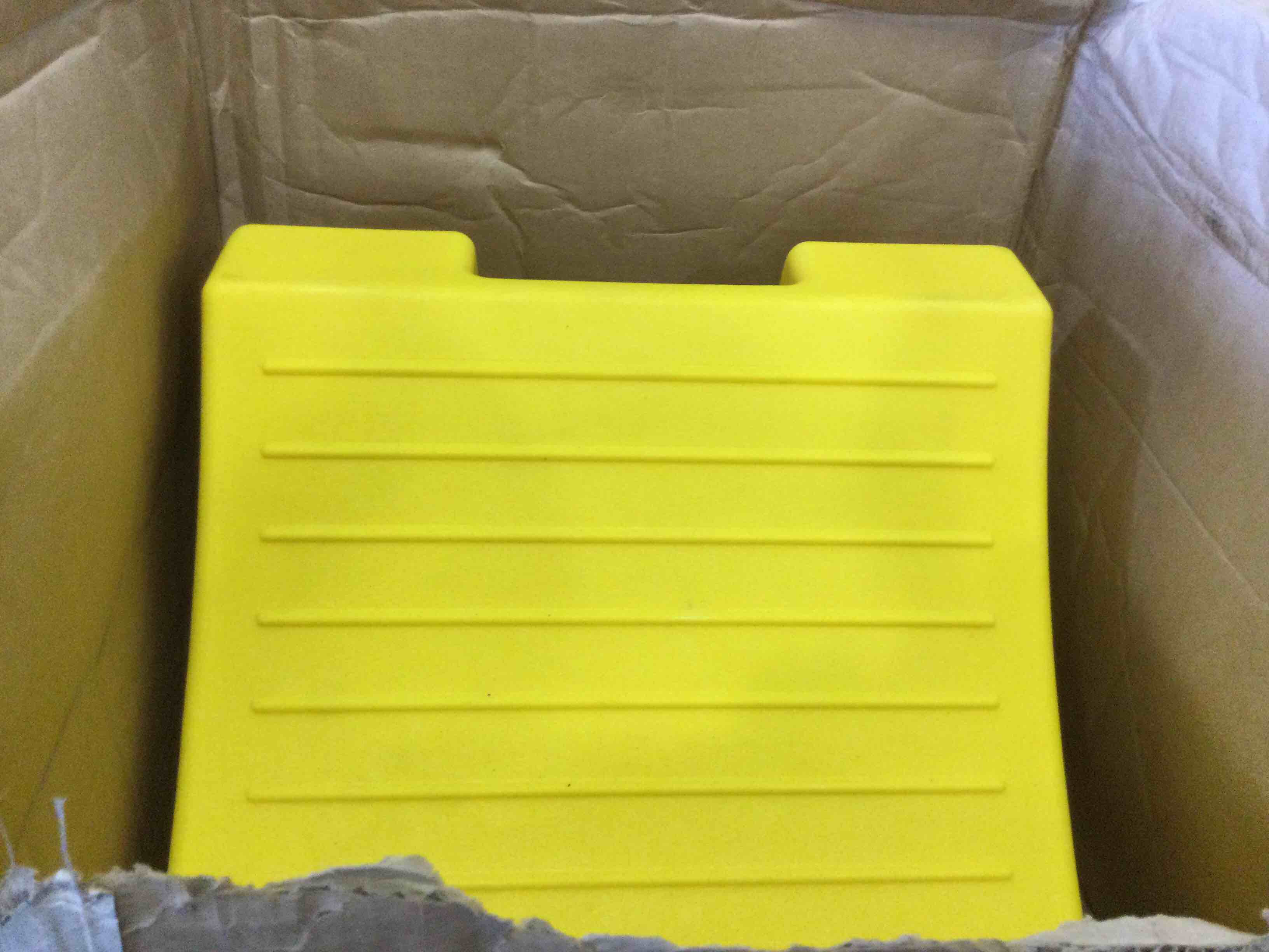 Checkers Industrial Safety Products MC3009 Light Weight Wheel Chock, 15