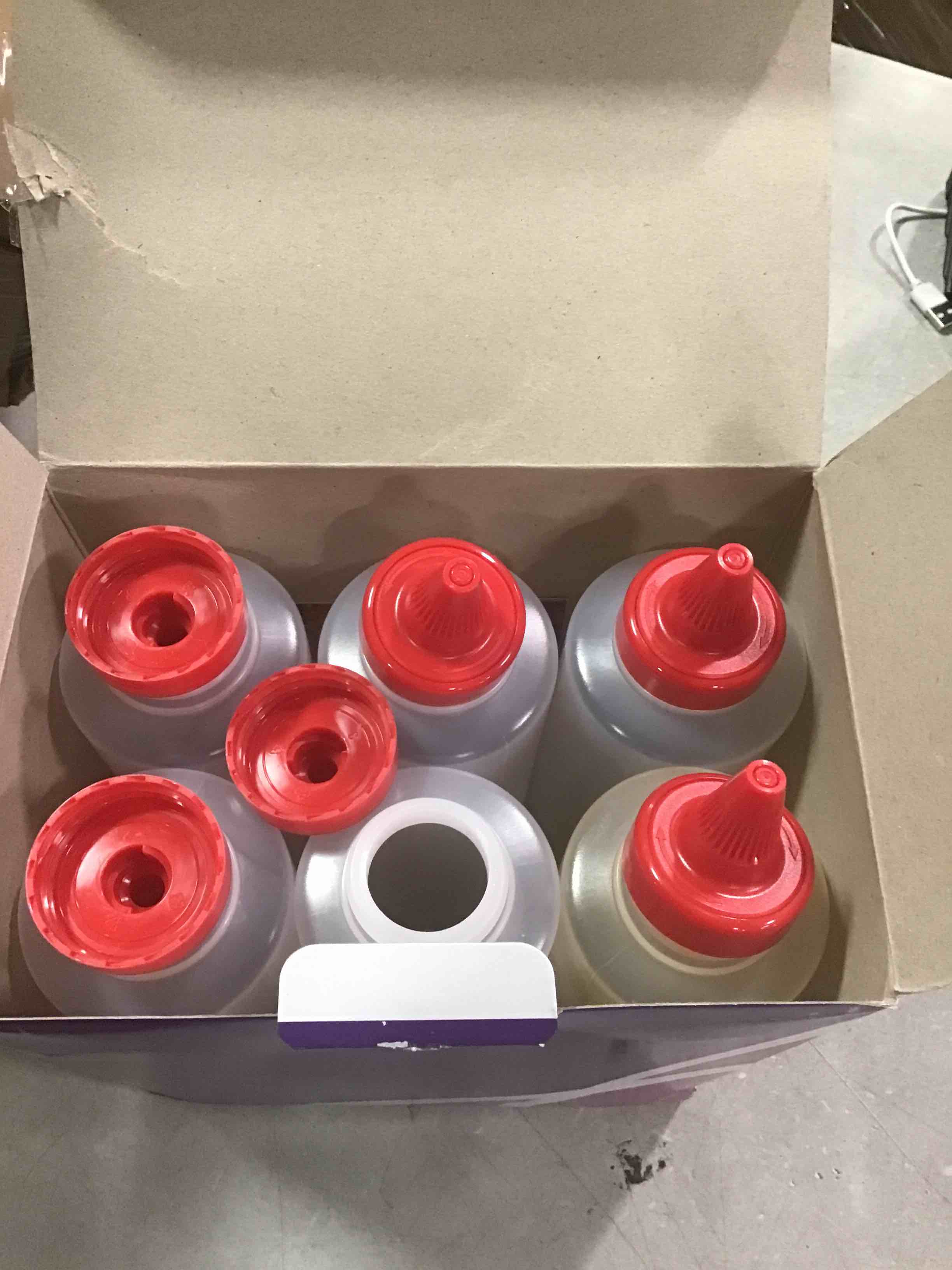 https://s3.amazonaws.com/lotting-images-prod/bidfta/TEA0157811_1724764966897.jpeg