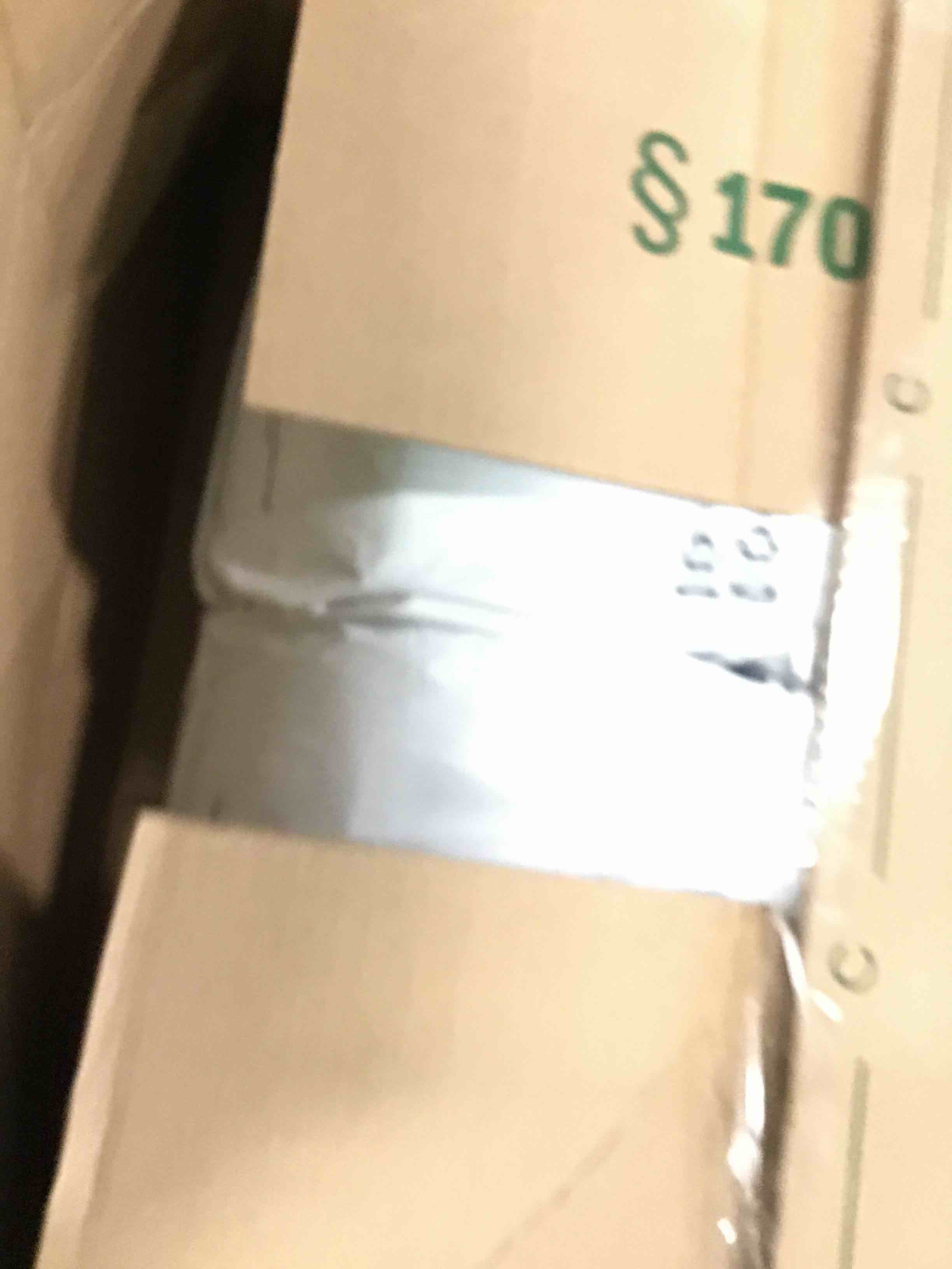 https://s3.amazonaws.com/lotting-images-prod/bidfta/TEA0158113_1725111082590.jpeg