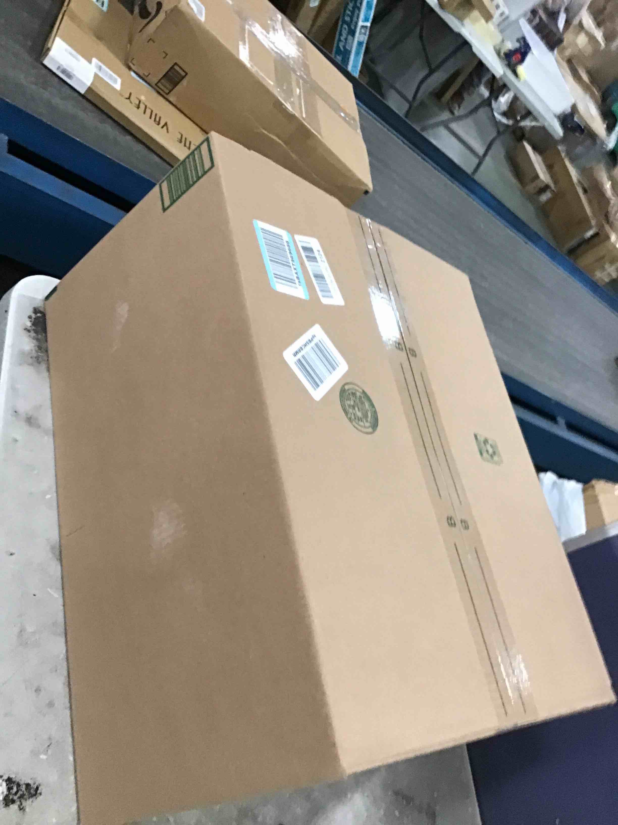 https://s3.amazonaws.com/lotting-images-prod/bidfta/TEA0158698_1725020258415.jpeg