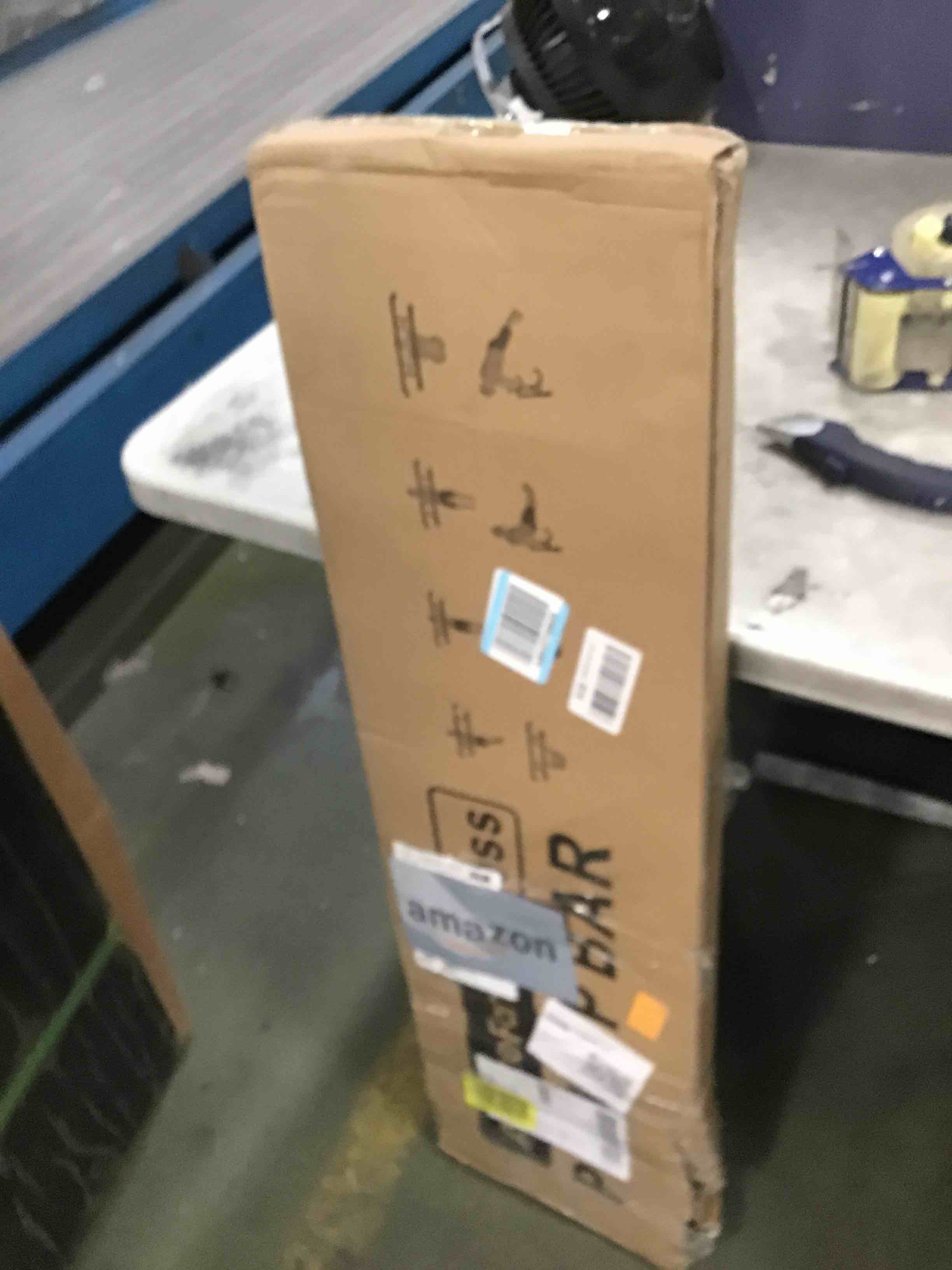 https://s3.amazonaws.com/lotting-images-prod/bidfta/TEA0158714_1725019106745.jpeg