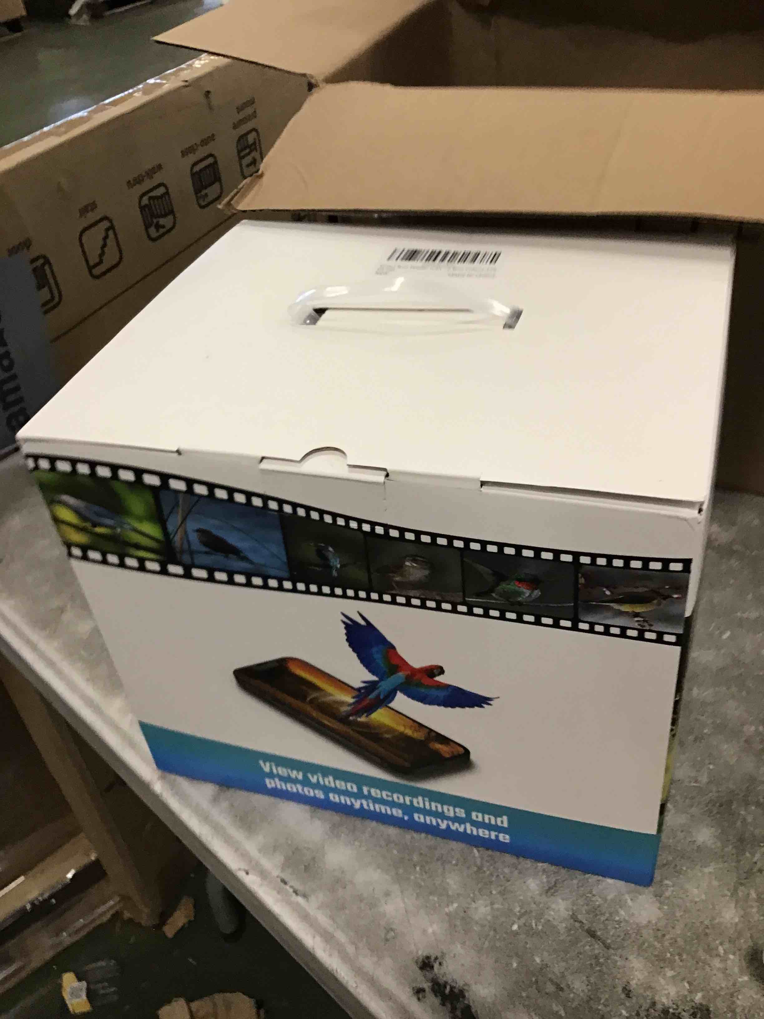 https://s3.amazonaws.com/lotting-images-prod/bidfta/TEA0159027_1724942095532.jpeg