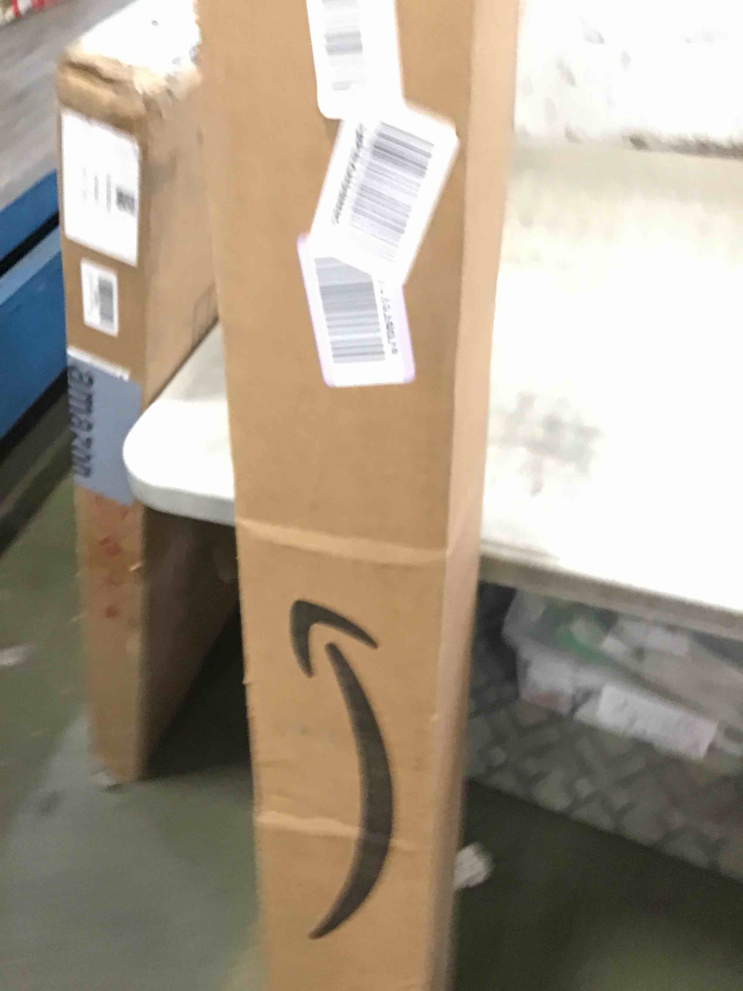 https://s3.amazonaws.com/lotting-images-prod/bidfta/TEA0159225_1724867565451.jpeg