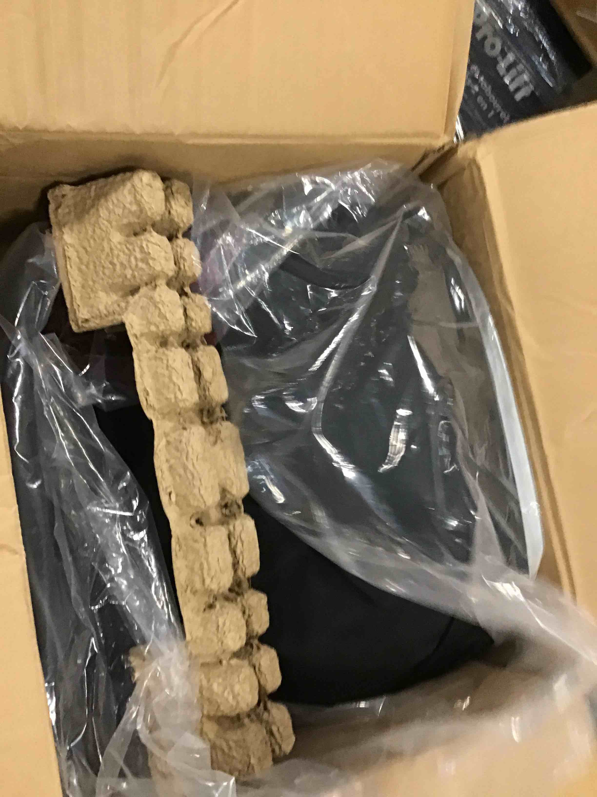 https://s3.amazonaws.com/lotting-images-prod/bidfta/TEA0159774_1724773592913.jpeg