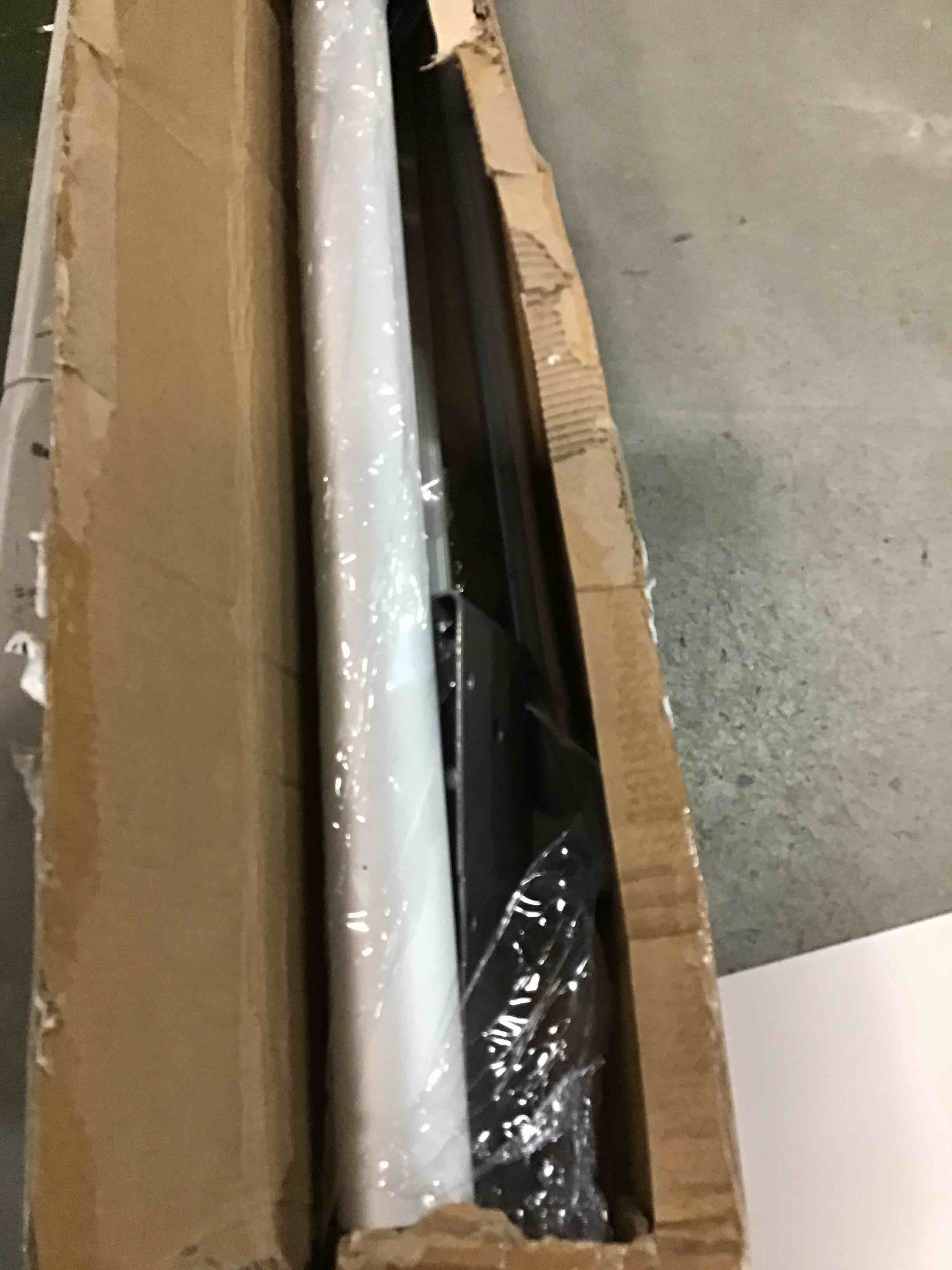 https://s3.amazonaws.com/lotting-images-prod/bidfta/TEA0161710_1724892616956.jpeg