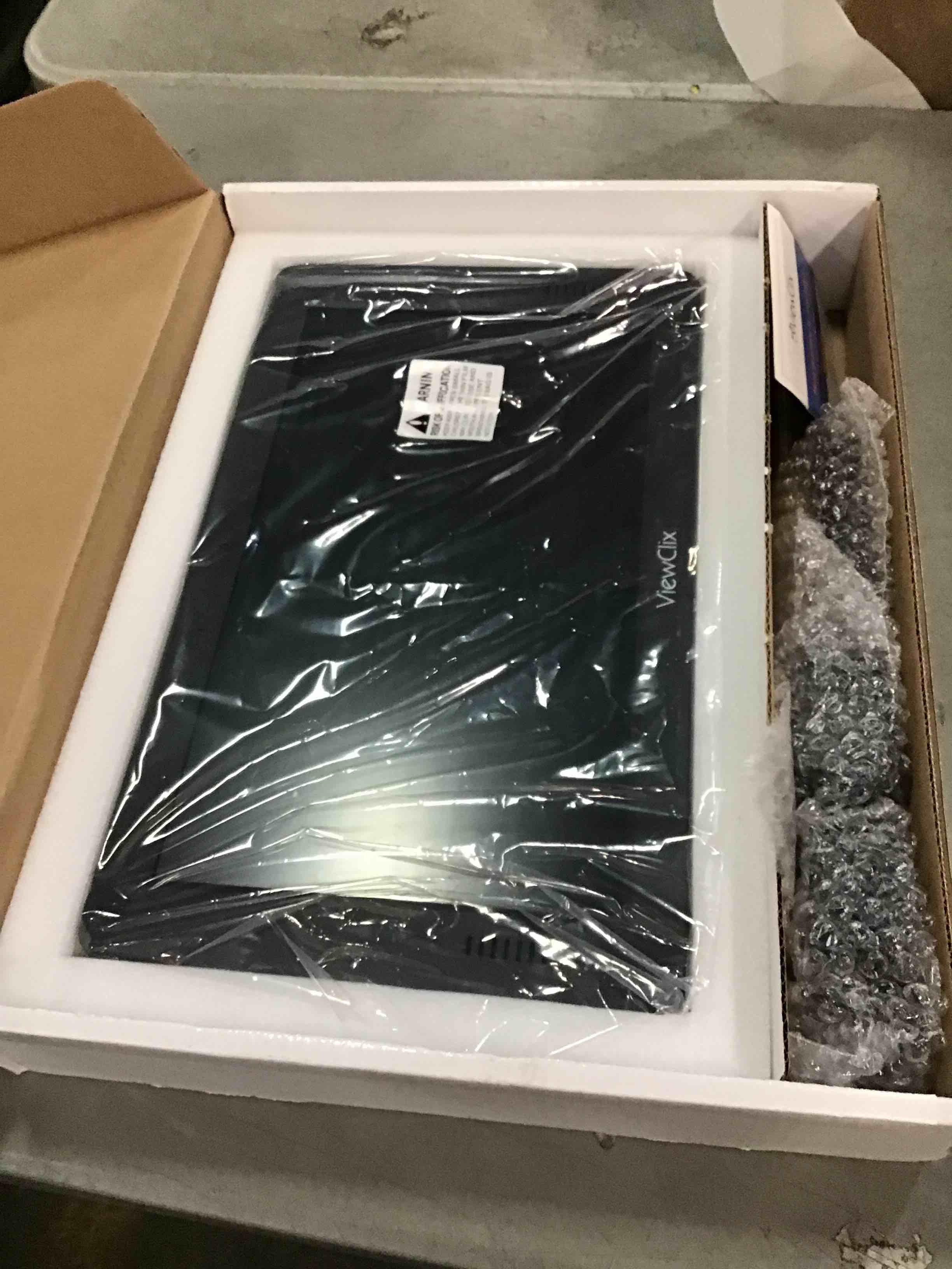 https://s3.amazonaws.com/lotting-images-prod/bidfta/TEA0161795_1724881373011.jpeg