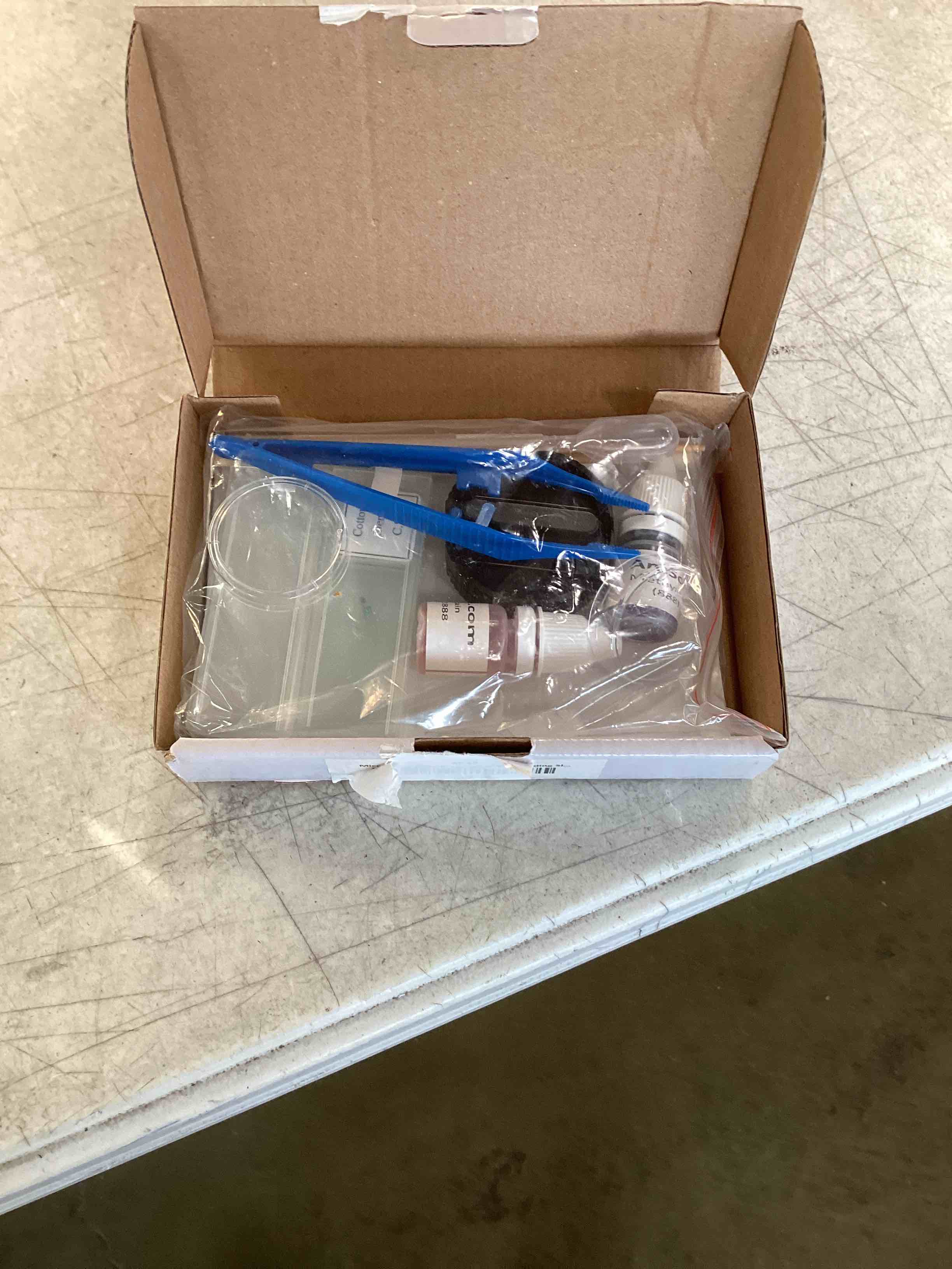 https://s3.amazonaws.com/lotting-images-prod/bidfta/TEA0165958_1724847229223.jpeg